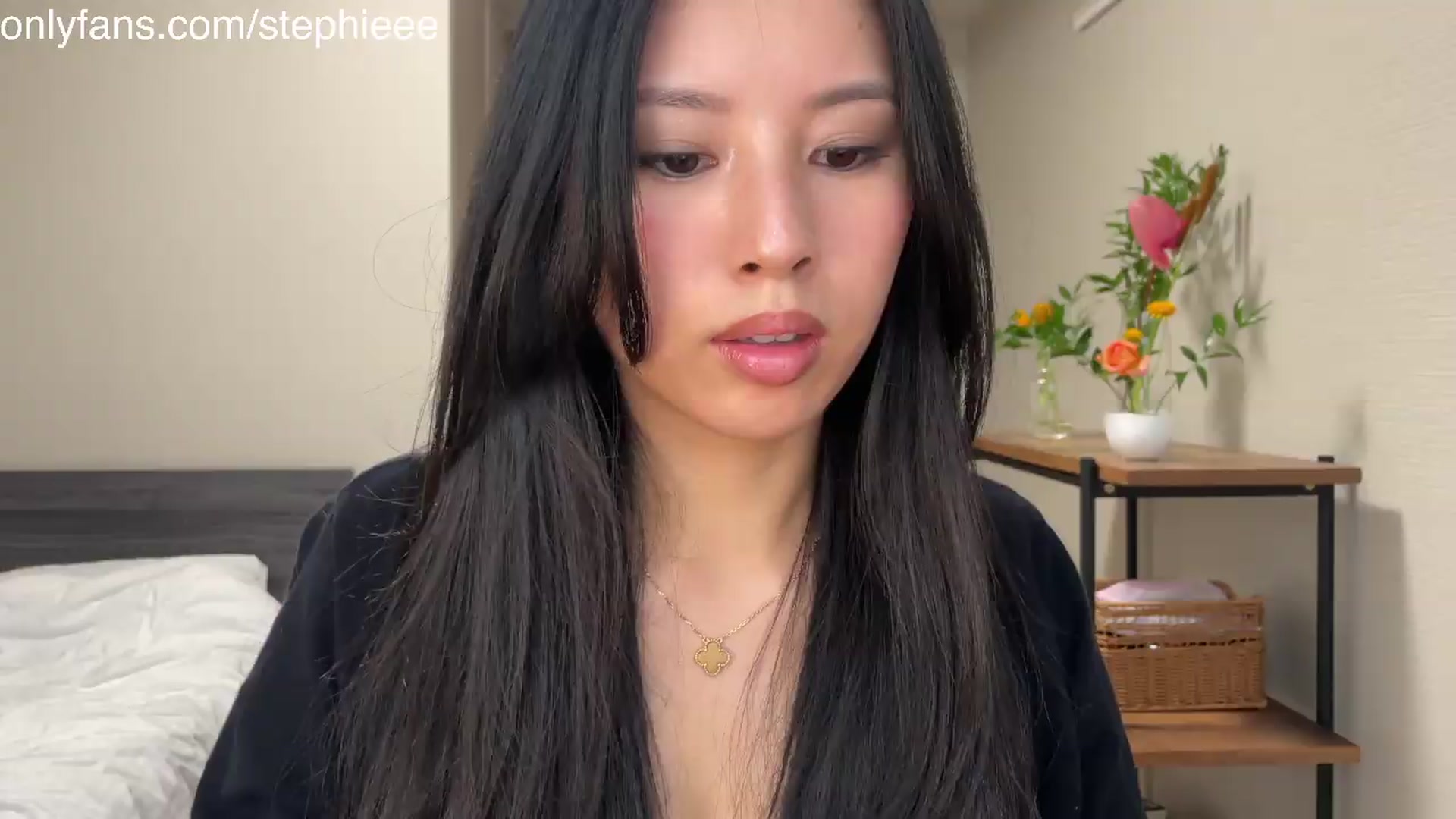 Gallery image thumbnail from Stephanie's myfreecams stream on, 08/15/2026, 08:46 image 4 of 20