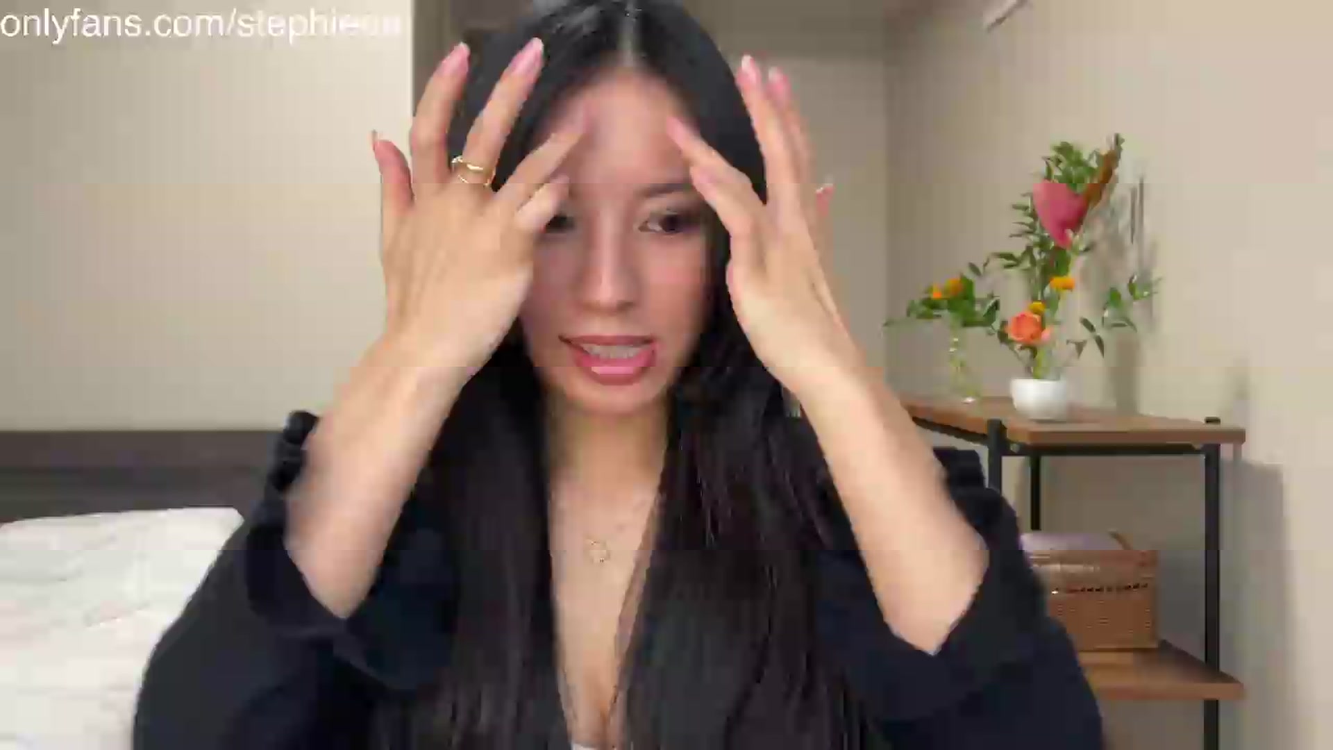 Gallery image thumbnail from Stephanie's myfreecams stream on, 08/15/2026, 08:46 image 5 of 20