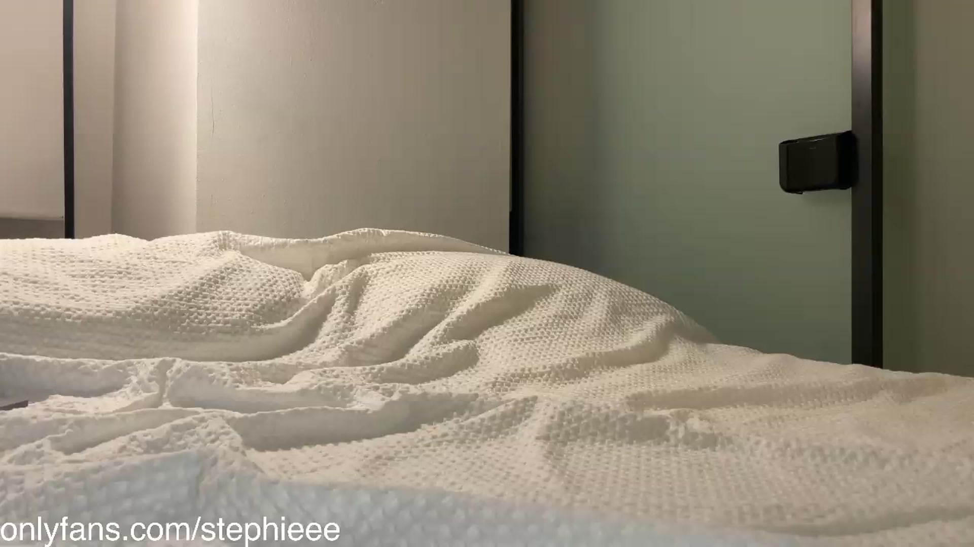 Gallery image thumbnail from Stephanie's myfreecams stream on, 09/06/2026, 06:40 image 9 of 20