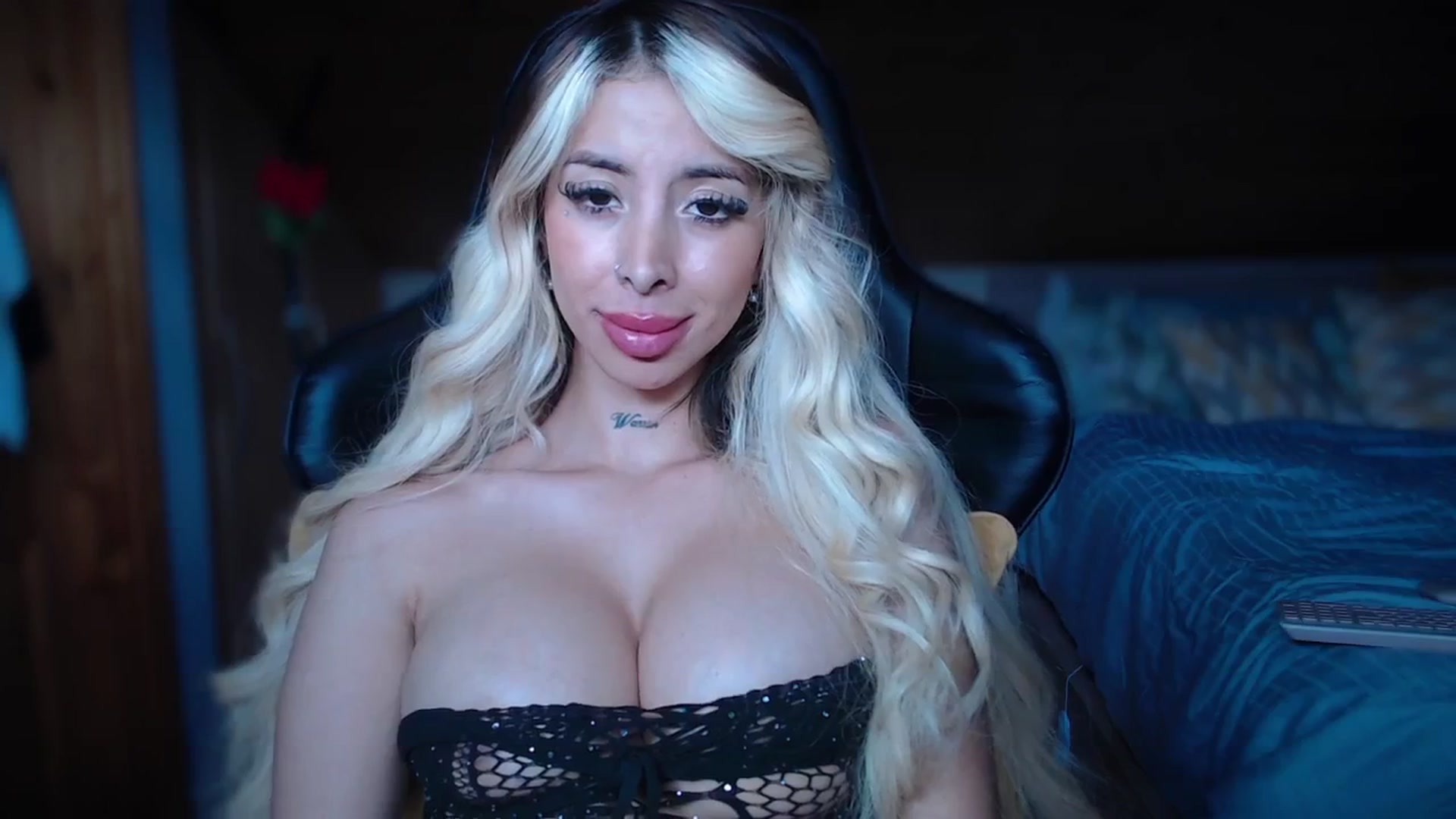 Gallery image thumbnail from StephanieDj's myfreecams stream on, 07/01/2025, 12:13 image 15 of 20