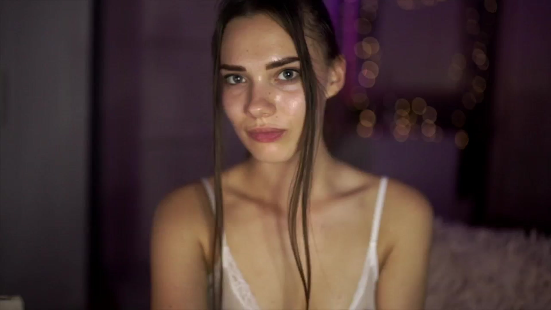 Gallery image thumbnail from StephanieN's myfreecams stream on, 08/08/2024, 15:21 image 11 of 20