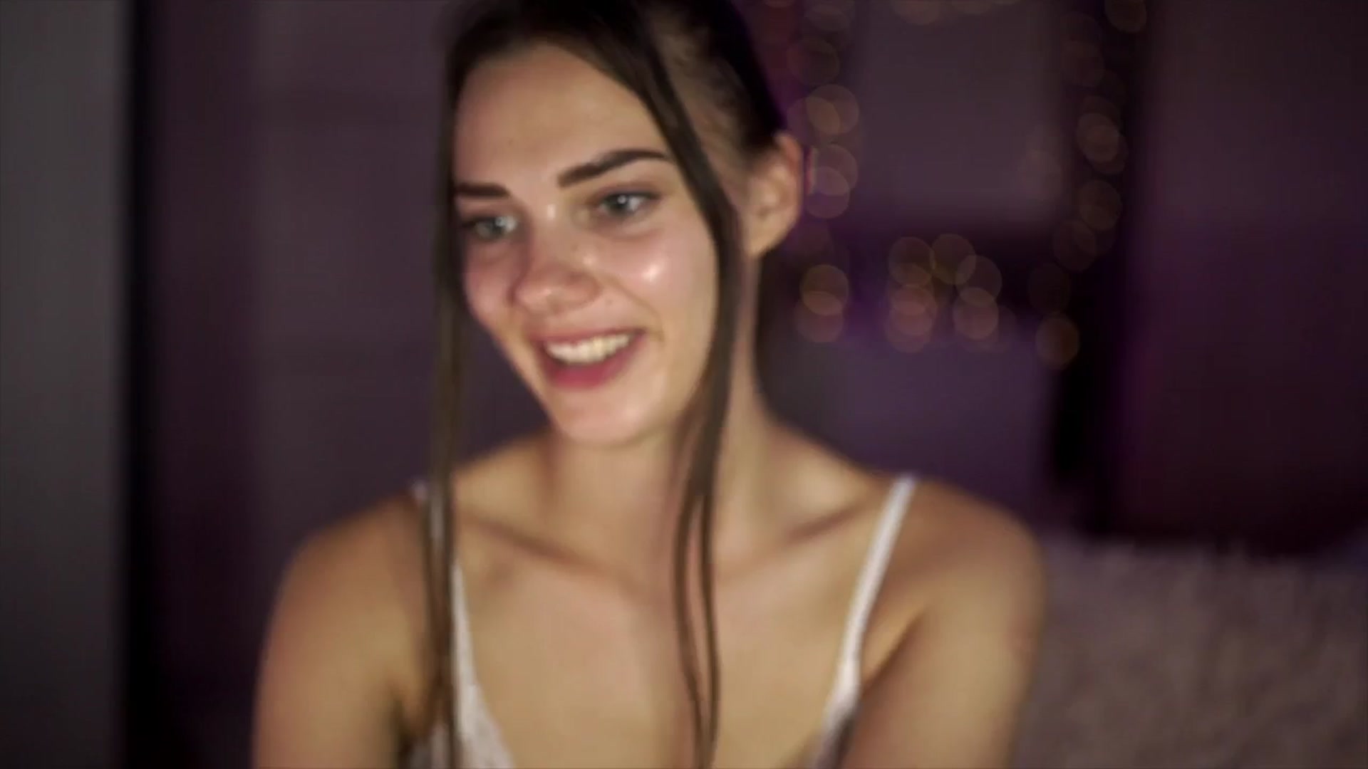 Gallery image thumbnail from StephanieN's myfreecams stream on, 08/08/2024, 15:21 image 18 of 20