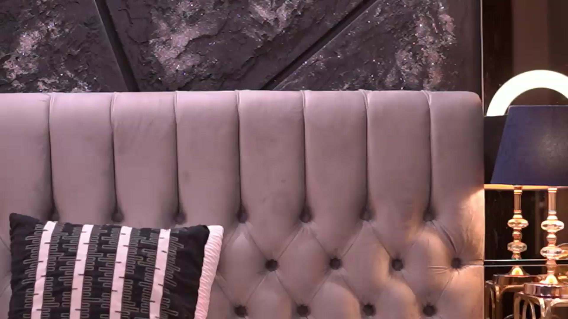 Gallery image thumbnail from StephanieRos's myfreecams stream on, 05/15/2026, 11:53 image 12 of 20