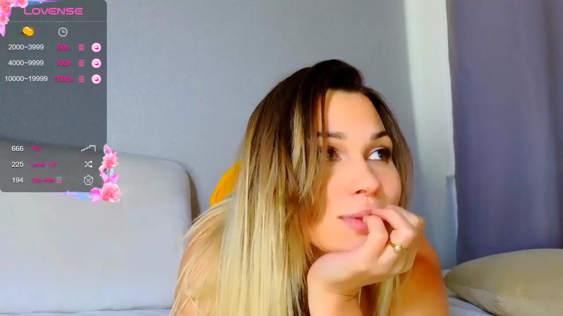 Gallery image thumbnail from StephanyLuxe's myfreecams stream on, 12/11/2025, 05:50 image 10 of 20