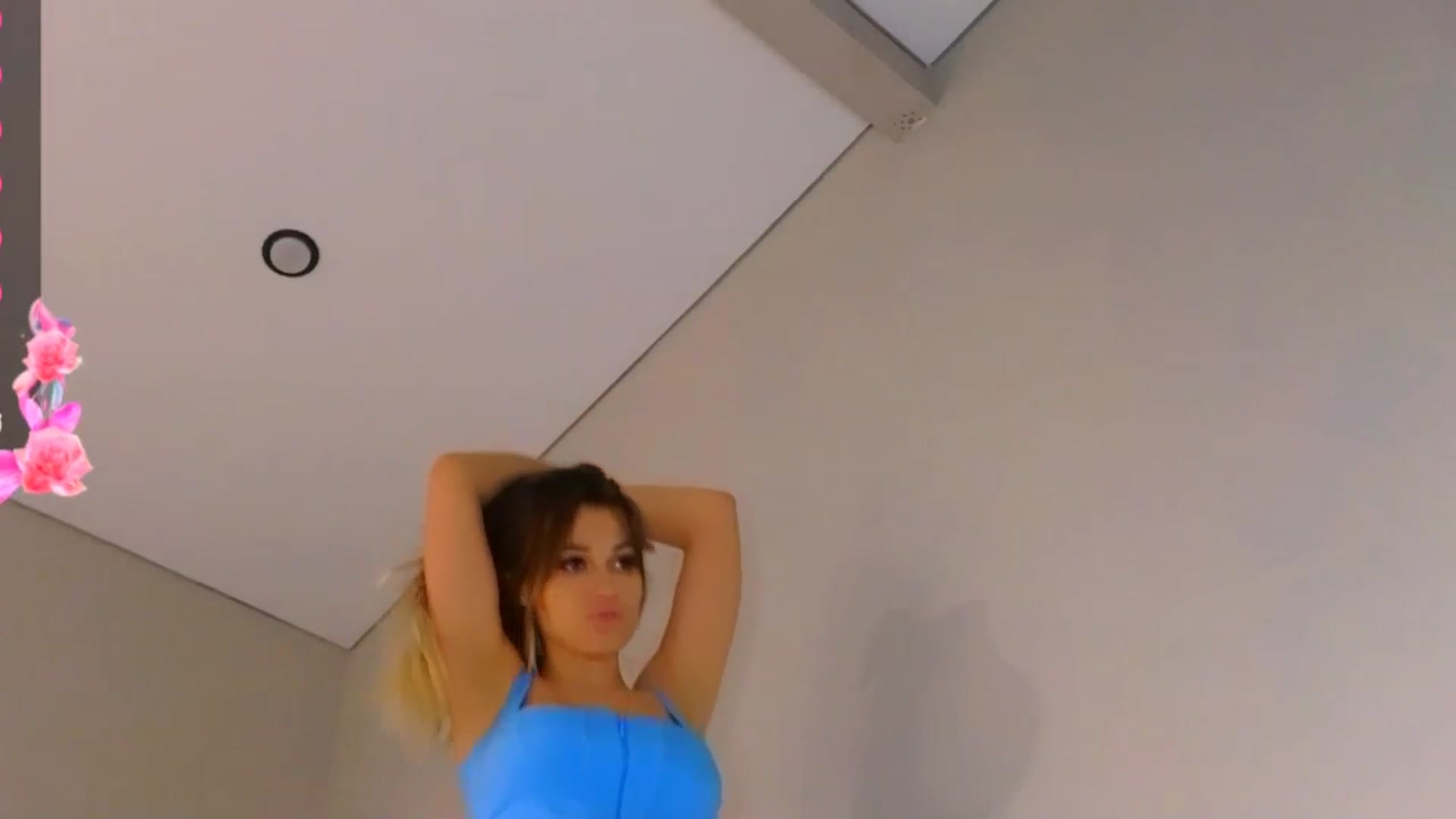 Gallery image thumbnail from StephanyLuxe's myfreecams stream on, 01/30/2026, 05:11 image 13 of 20