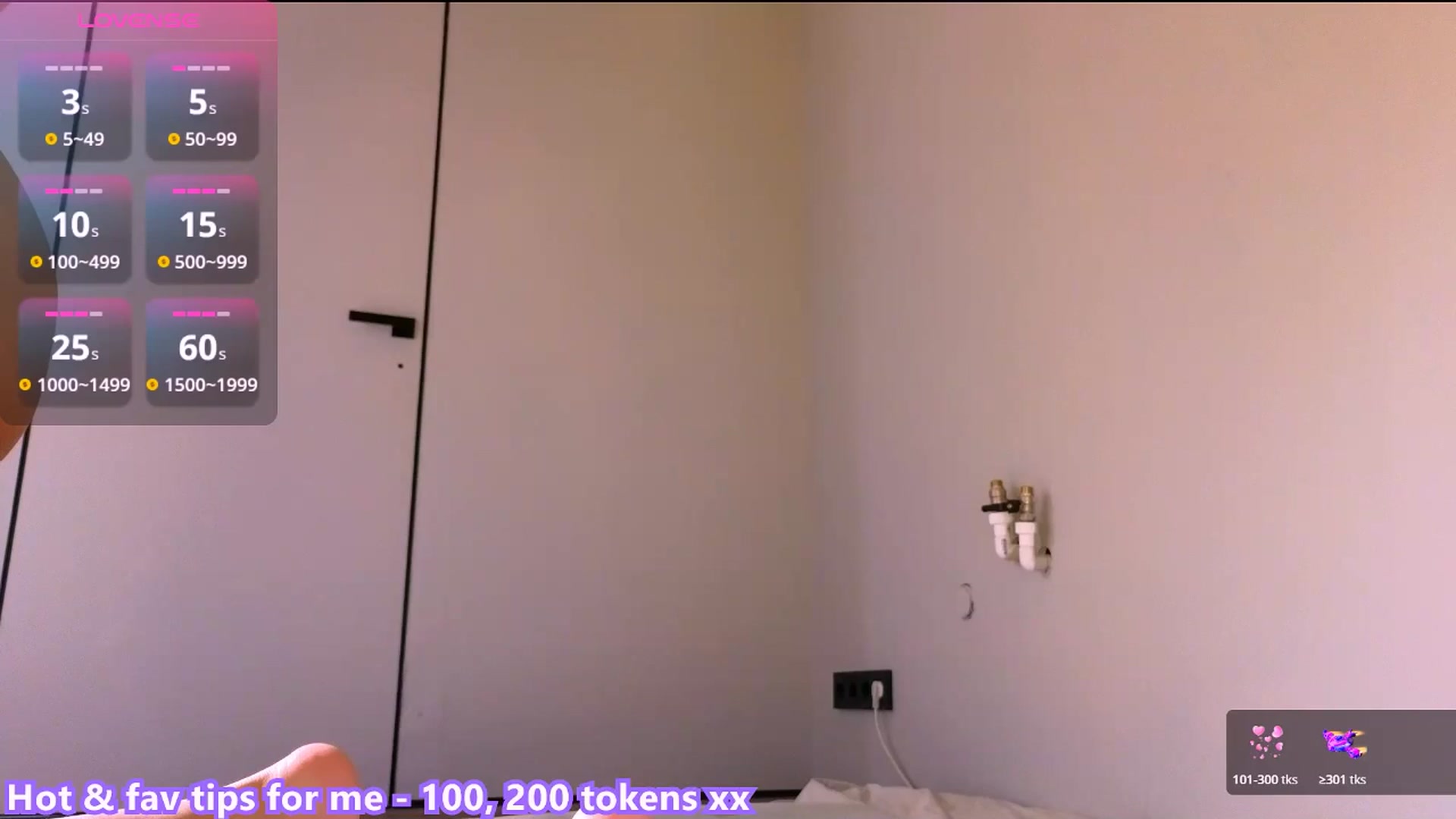 Gallery image thumbnail from StephanyLuxe's myfreecams stream on, 03/10/2026, 03:49 image 1 of 20