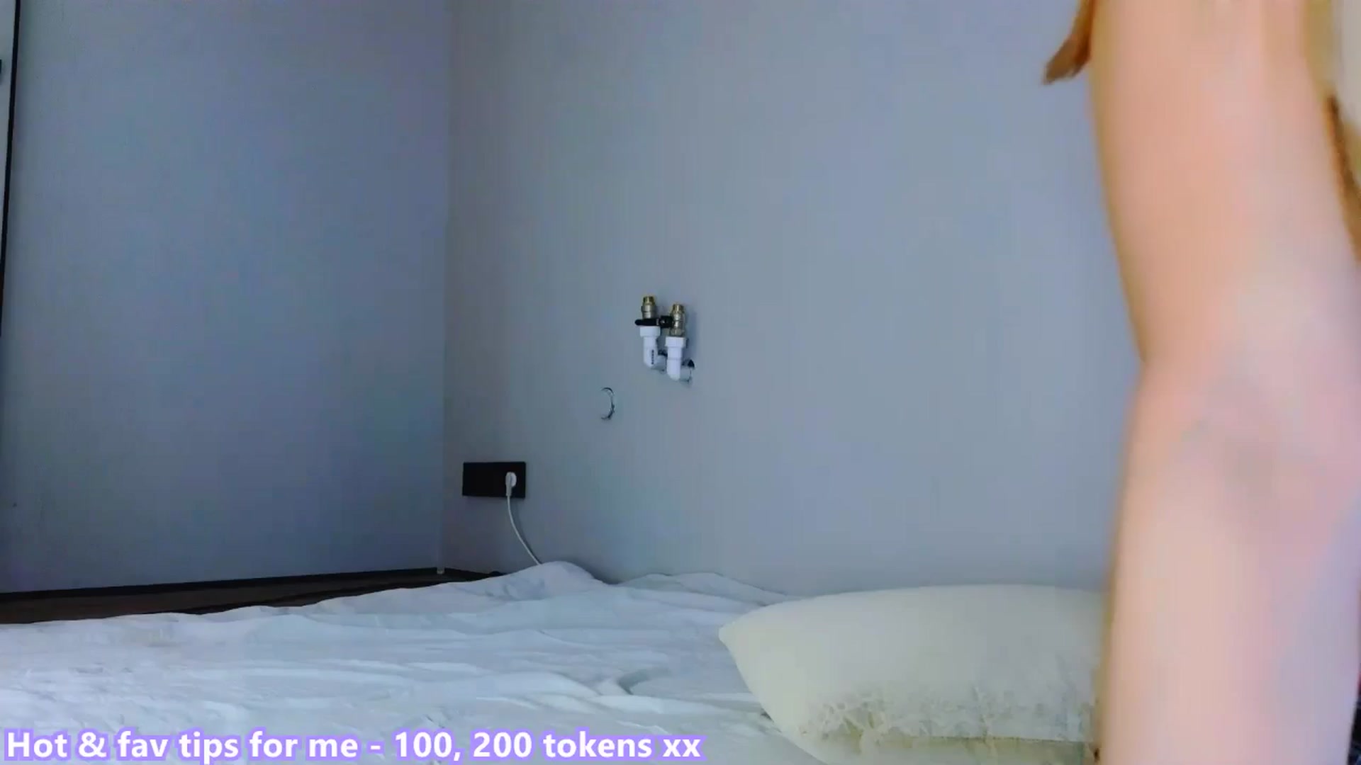 Gallery image thumbnail from StephanyLuxe's myfreecams stream on, 04/25/2026, 07:02 image 2 of 20