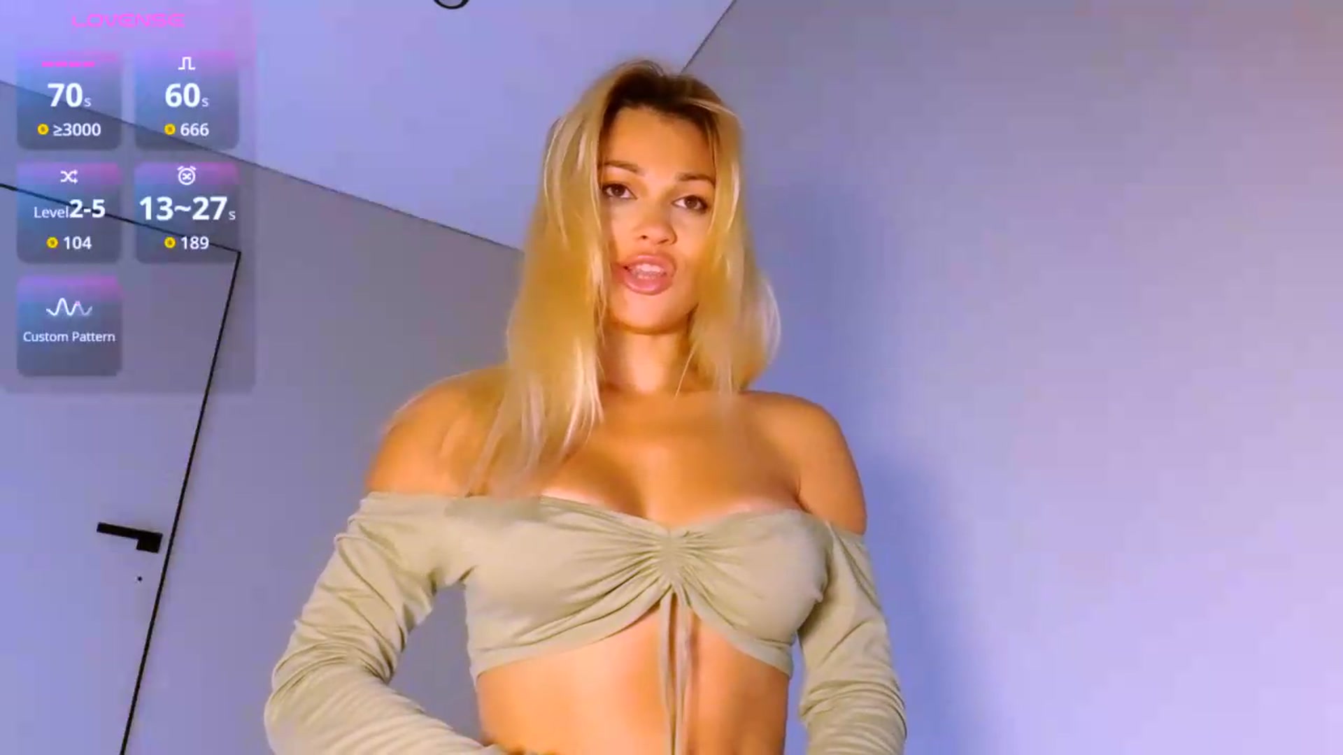 Gallery image thumbnail from StephanyLuxe's myfreecams stream on, 08/25/2026, 02:23 image 3 of 20