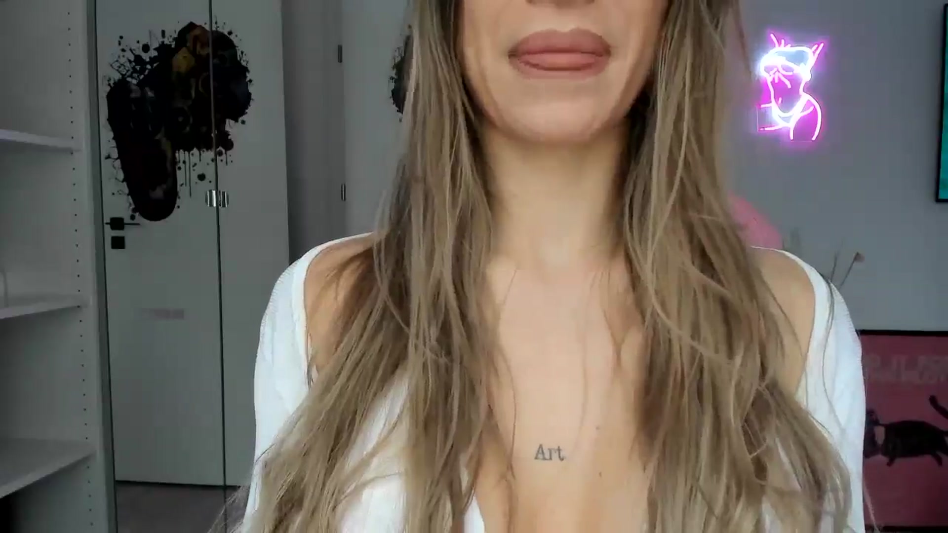 Gallery image thumbnail from Stepsister99's myfreecams stream on, 02/02/2025, 14:05 image 4 of 20
