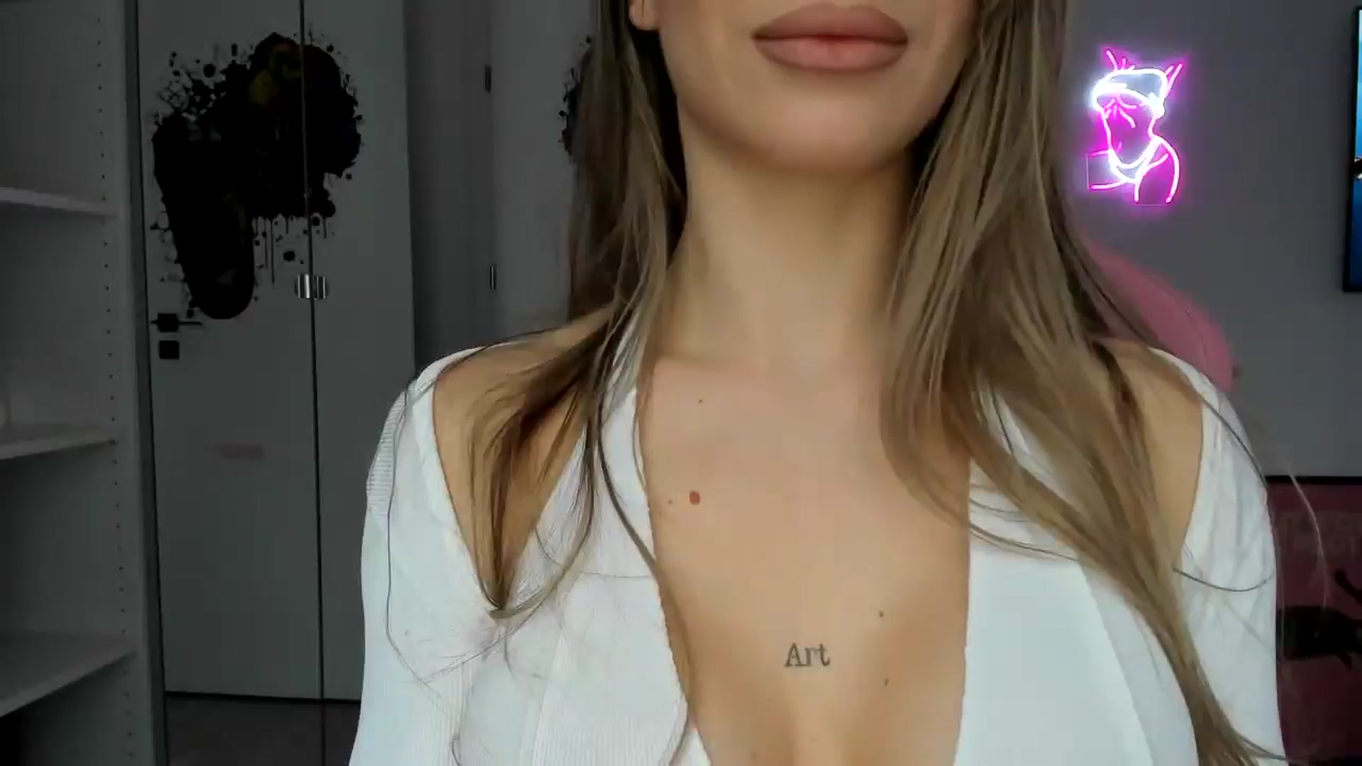 Gallery image thumbnail from Stepsister99's myfreecams stream on, 02/02/2025, 14:05 image 14 of 20