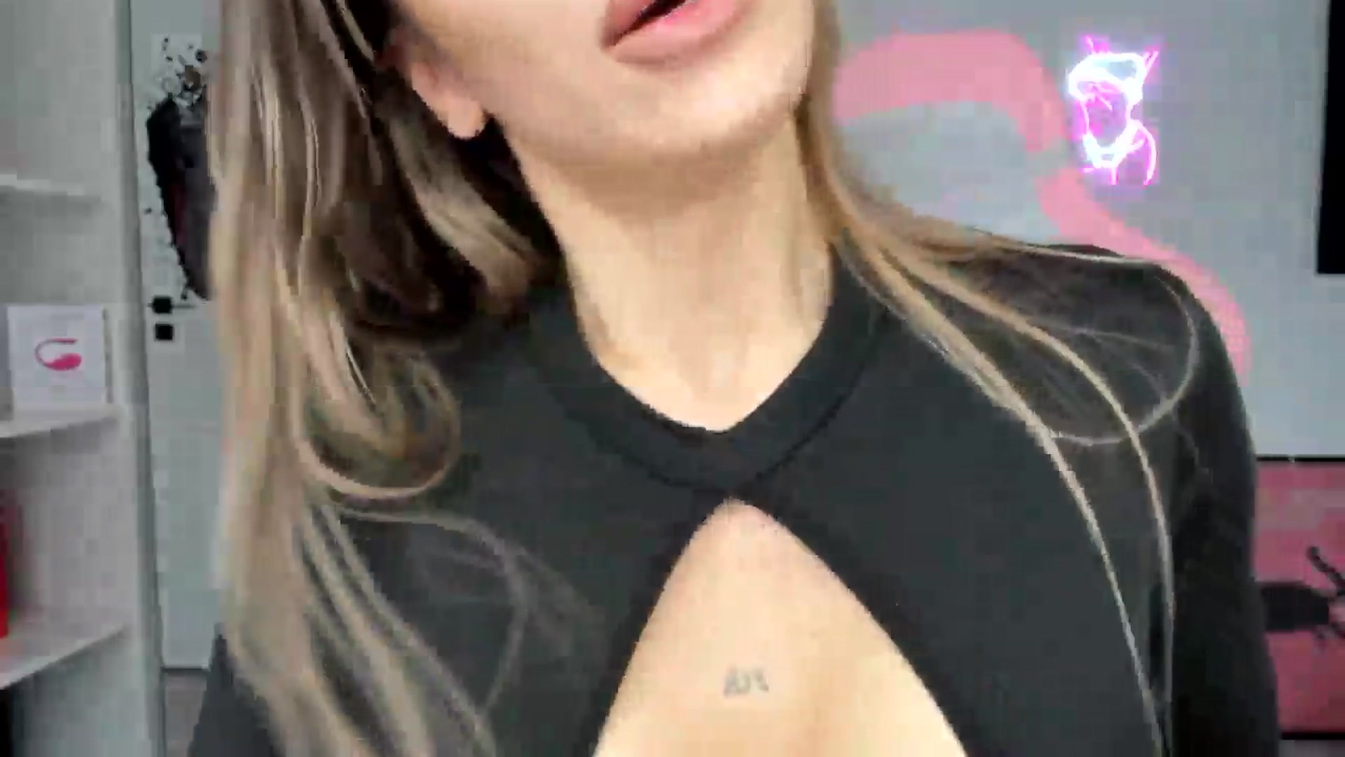 Gallery image thumbnail from Stepsister99's myfreecams stream on, 02/05/2025, 12:20 image 12 of 20