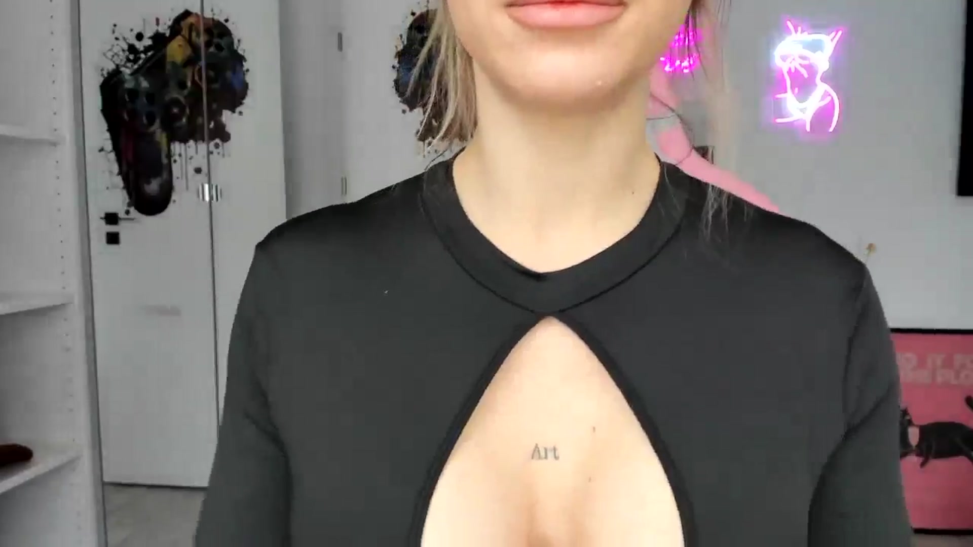 Gallery image thumbnail from Stepsister99's myfreecams stream on, 02/18/2025, 13:10 image 15 of 20