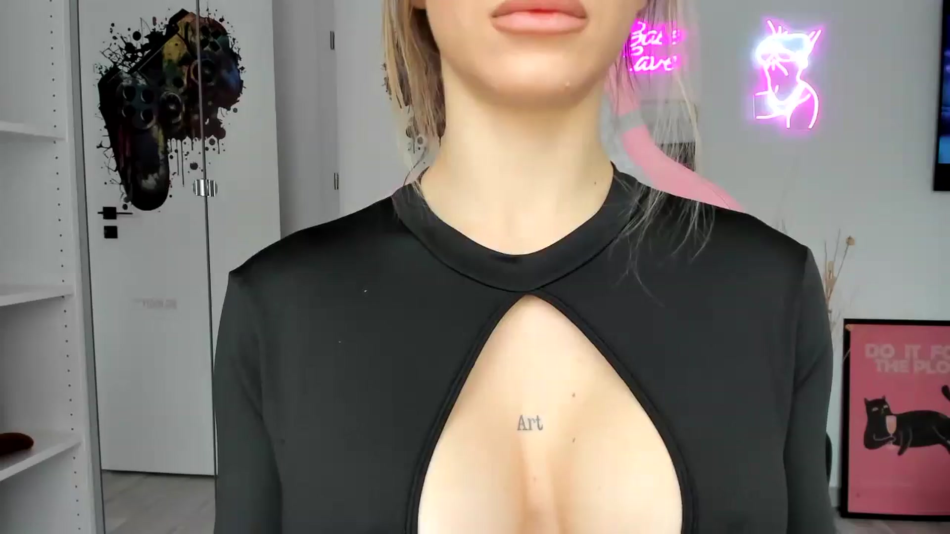 Gallery image thumbnail from Stepsister99's myfreecams stream on, 02/18/2025, 13:10 image 19 of 20