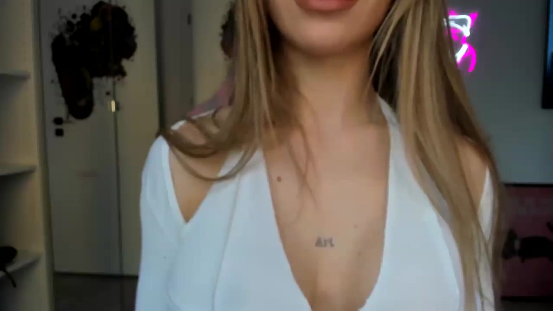 Gallery image thumbnail from Stepsister99's myfreecams stream on, 02/23/2025, 14:47 image 7 of 20