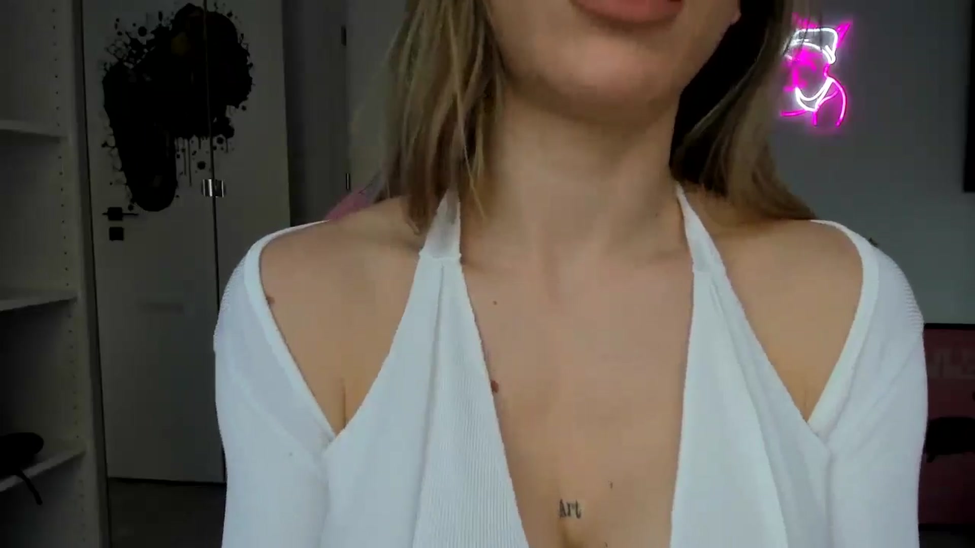 Gallery image thumbnail from Stepsister99's myfreecams stream on, 02/23/2025, 15:18 image 15 of 20