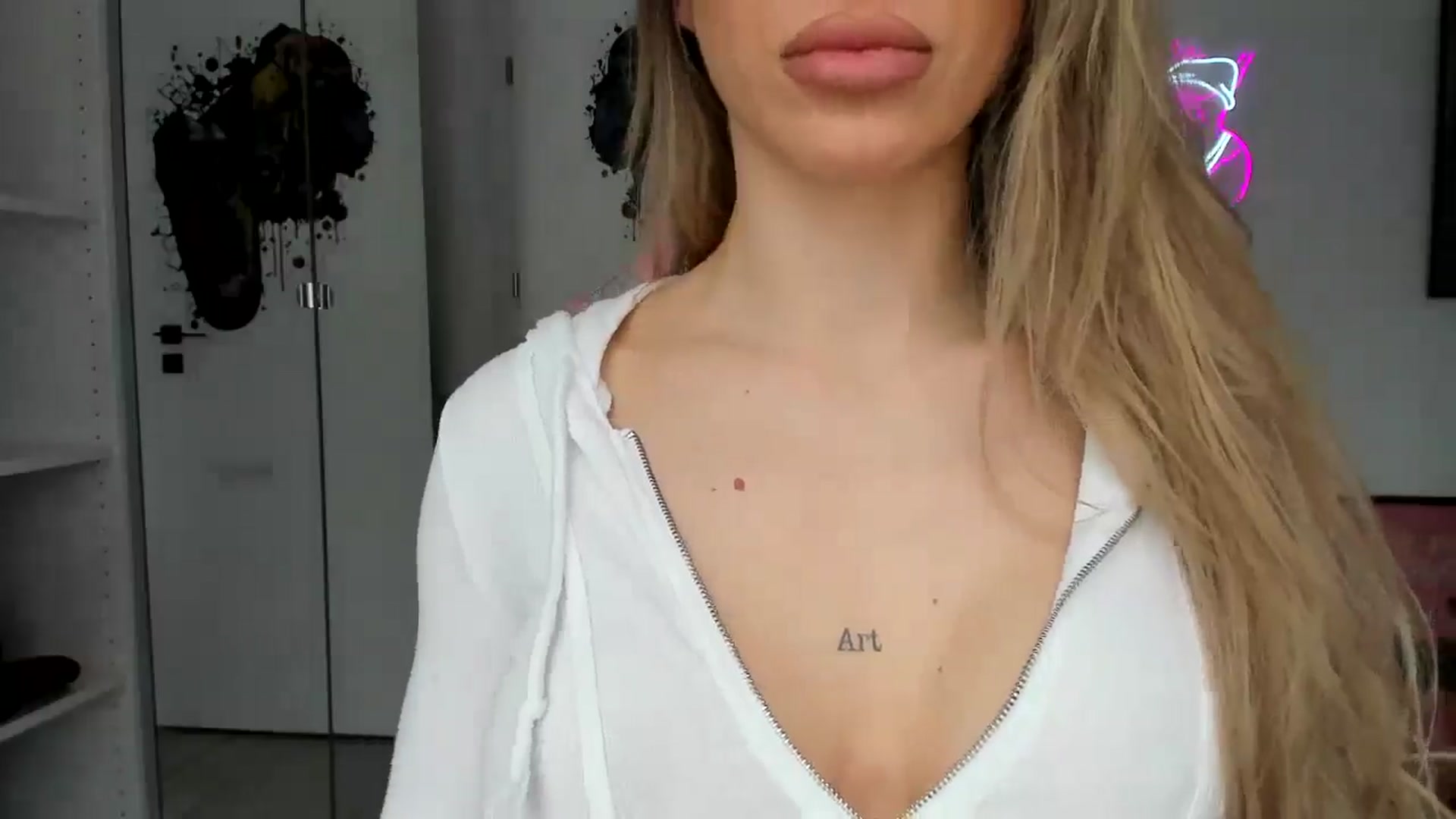 Gallery image thumbnail from Stepsister99's myfreecams stream on, 02/25/2025, 12:05 image 10 of 20