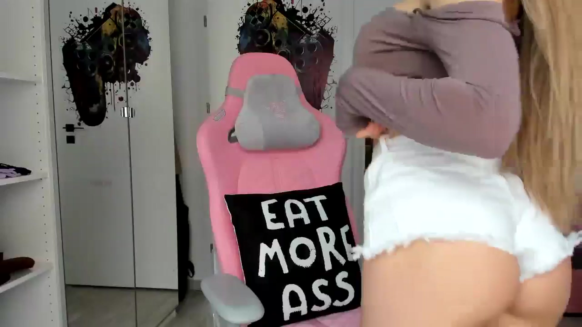 Gallery image thumbnail from Stepsister99's myfreecams stream on, 02/26/2025, 13:51 image 6 of 20