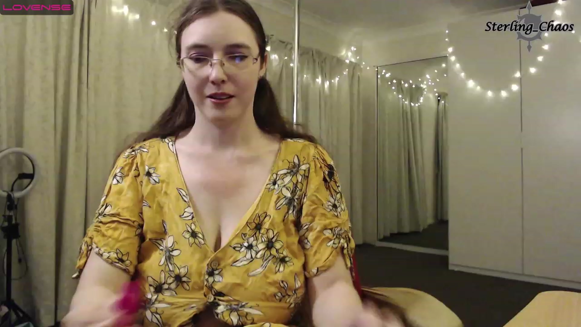 Gallery image thumbnail from SterlingChaos's myfreecams stream on, 12/15/2022, 12:09 image 15 of 20