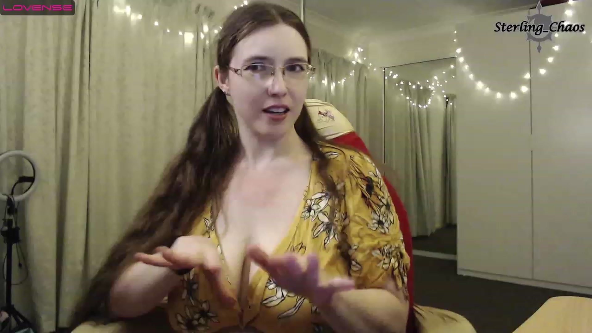 Gallery image thumbnail from SterlingChaos's myfreecams stream on, 12/15/2022, 12:09 image 19 of 20