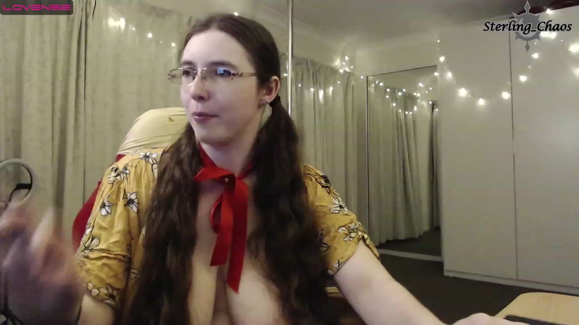 Gallery image thumbnail from SterlingChaos's myfreecams stream on, 12/15/2022, 14:06 image 15 of 20