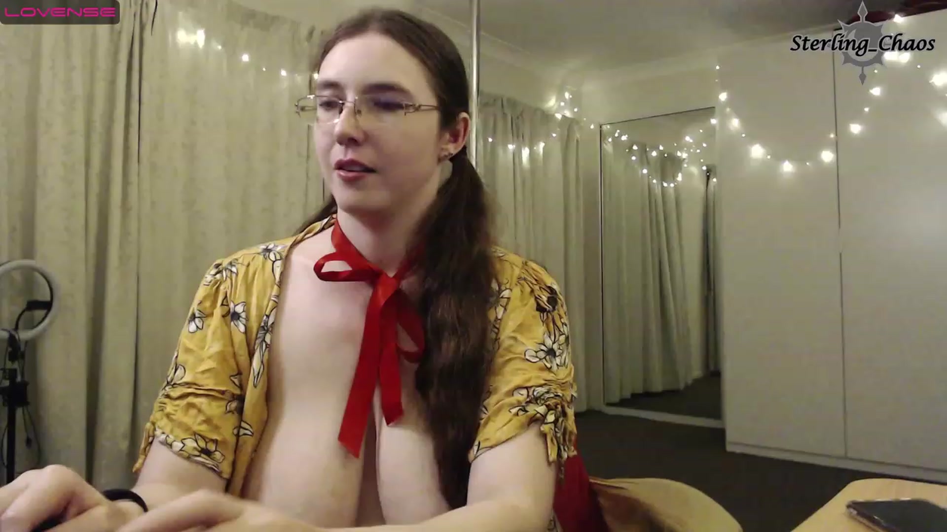 Gallery image thumbnail from SterlingChaos's myfreecams stream on, 12/15/2022, 14:06 image 6 of 20
