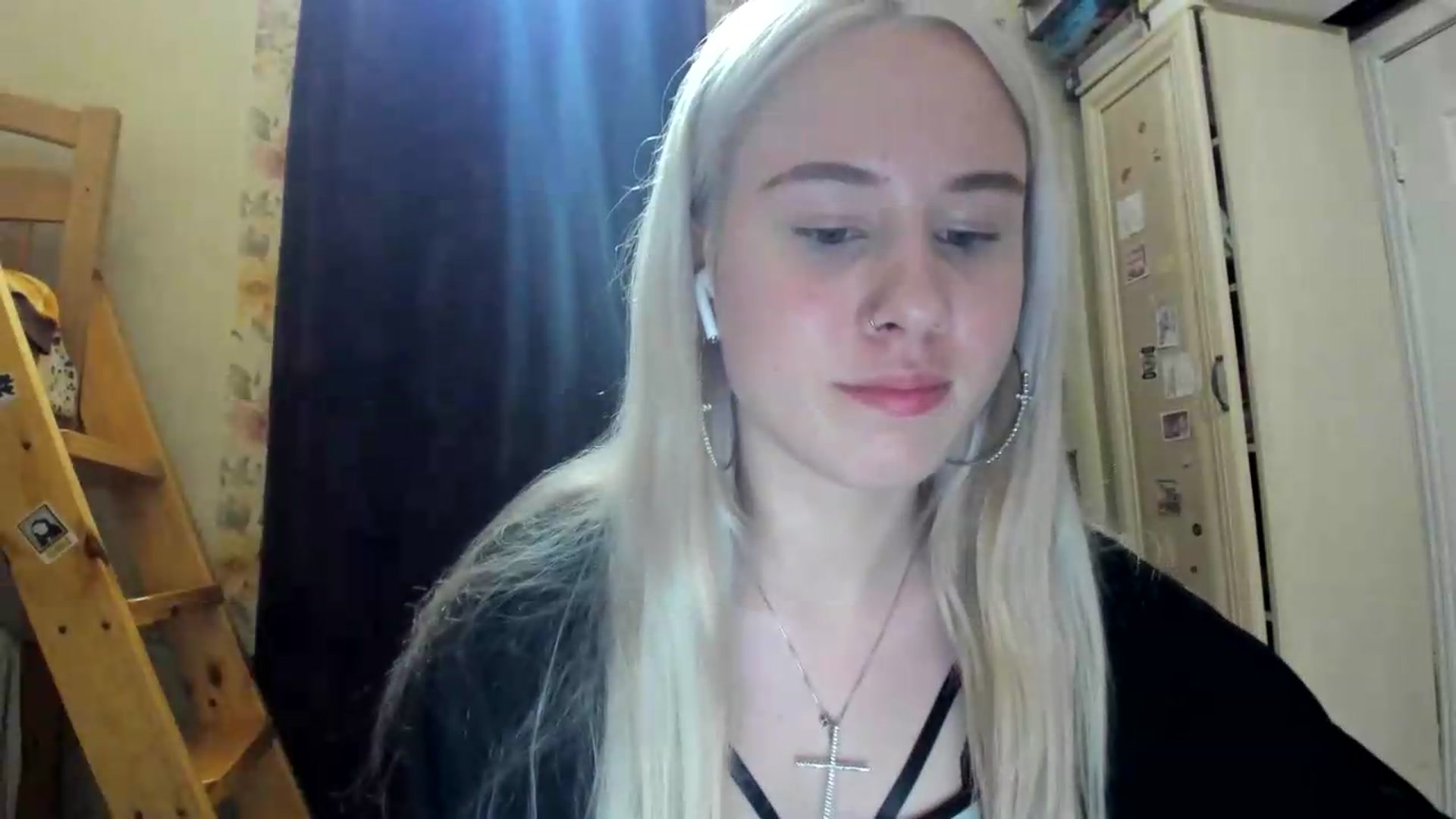 Gallery image thumbnail from Stesha's myfreecams stream on, 05/27/2026, 18:53 image 17 of 20