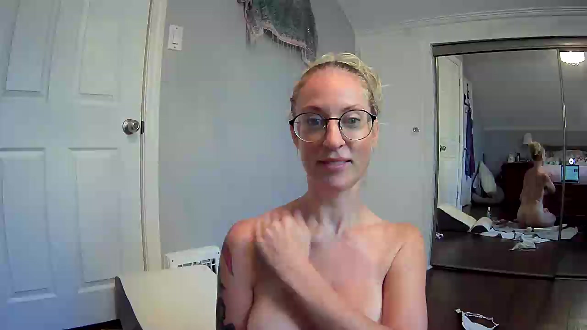 Gallery image thumbnail from StitchedUp's myfreecams stream on, 07/30/2026, 16:35 image 19 of 20
