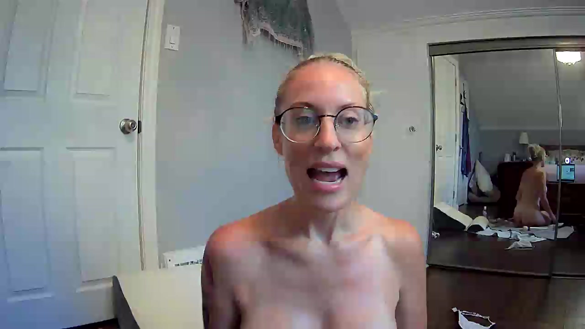 Gallery image thumbnail from StitchedUp's myfreecams stream on, 07/30/2026, 16:35 image 15 of 20