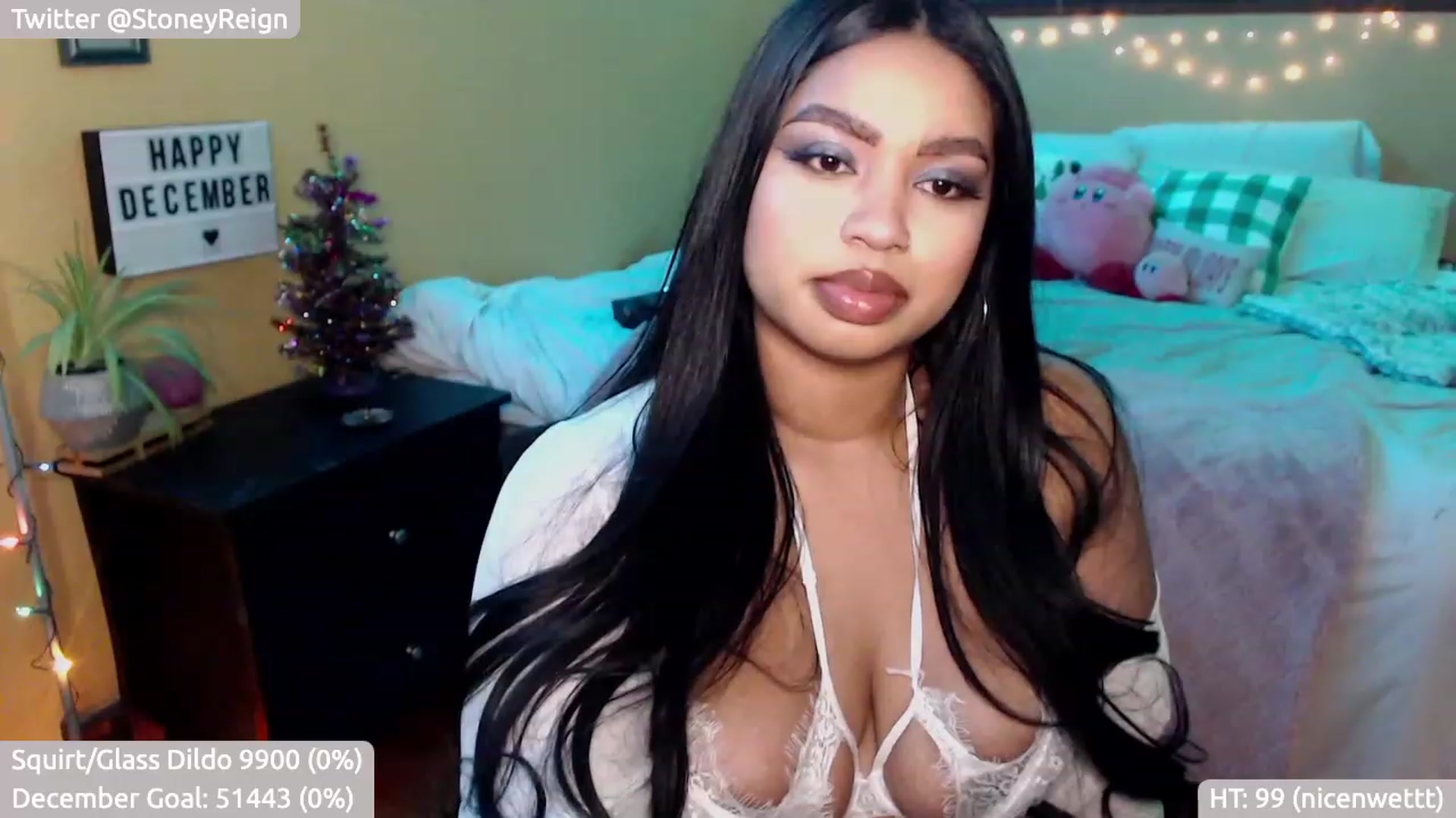 Gallery image thumbnail from StoneyReign's myfreecams stream on, 12/21/2022, 20:27 image 7 of 20