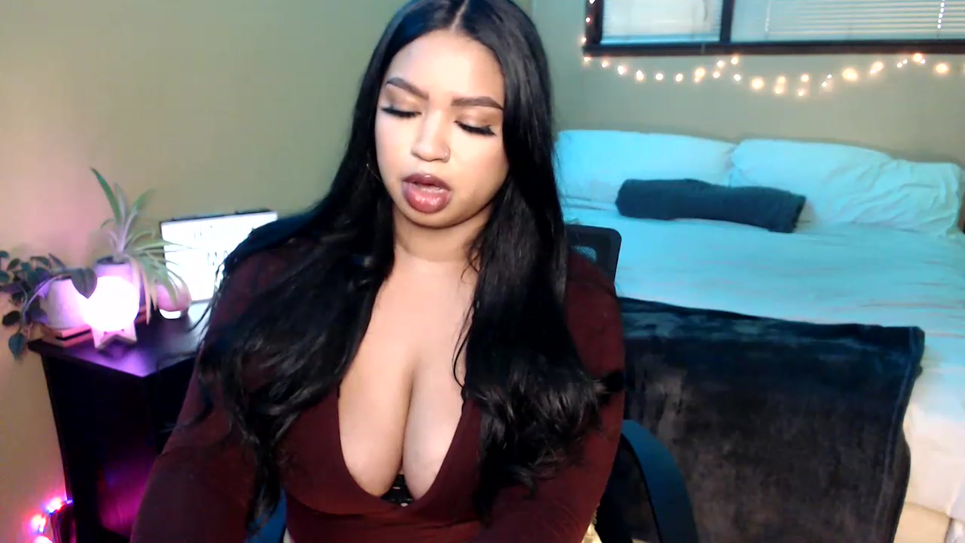 Gallery image thumbnail from StoneyReign's myfreecams stream on, 05/02/2023, 19:37 image 13 of 20
