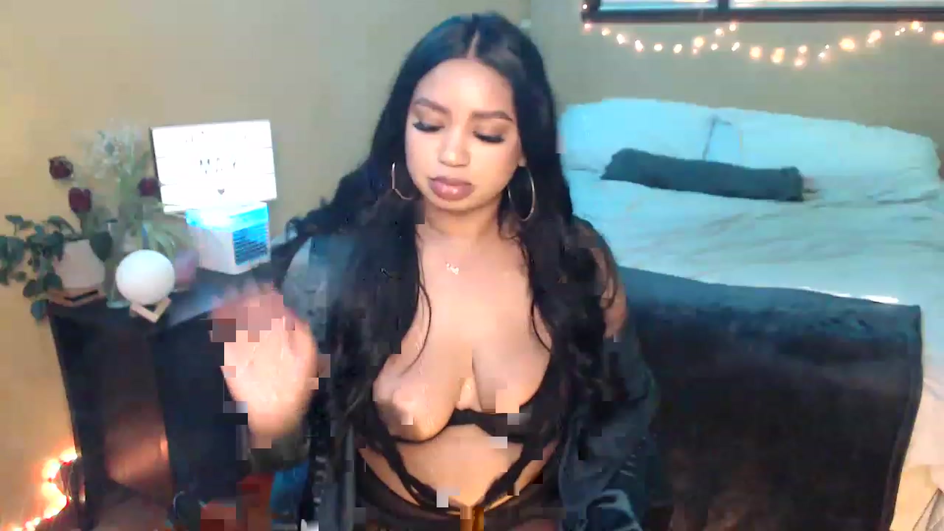 Gallery image thumbnail from StoneyReign's myfreecams stream on, 05/20/2023, 01:21 image 7 of 20