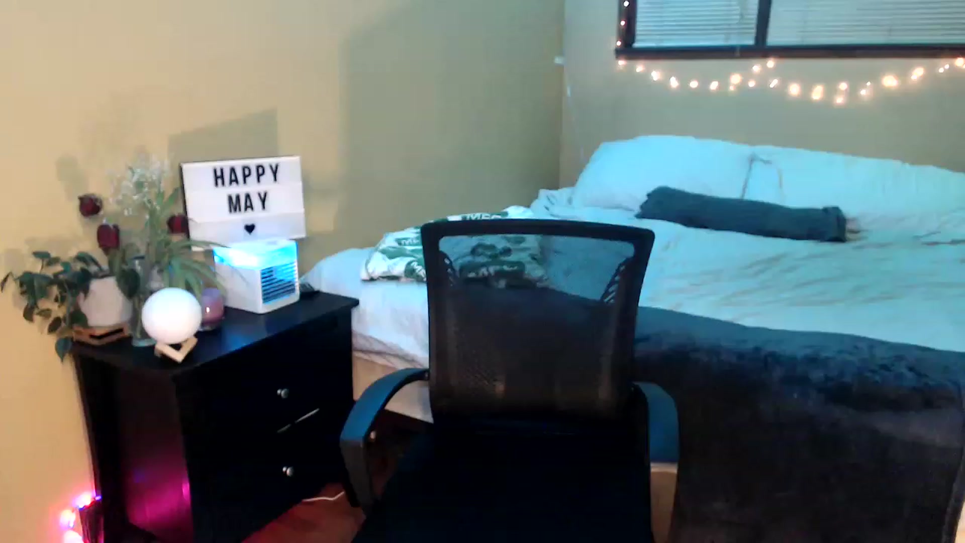 Gallery image thumbnail from StoneyReign's myfreecams stream on, 05/20/2023, 04:23 image 11 of 20