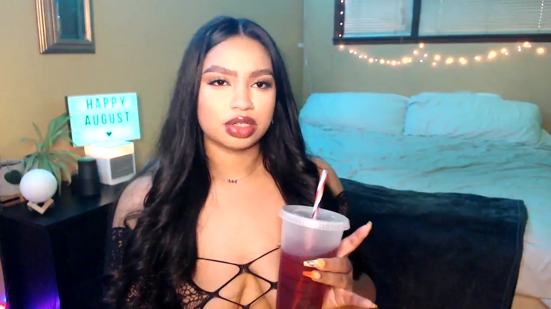 Gallery image thumbnail from StoneyReign's myfreecams stream on, 08/24/2023, 24:13 image 18 of 20