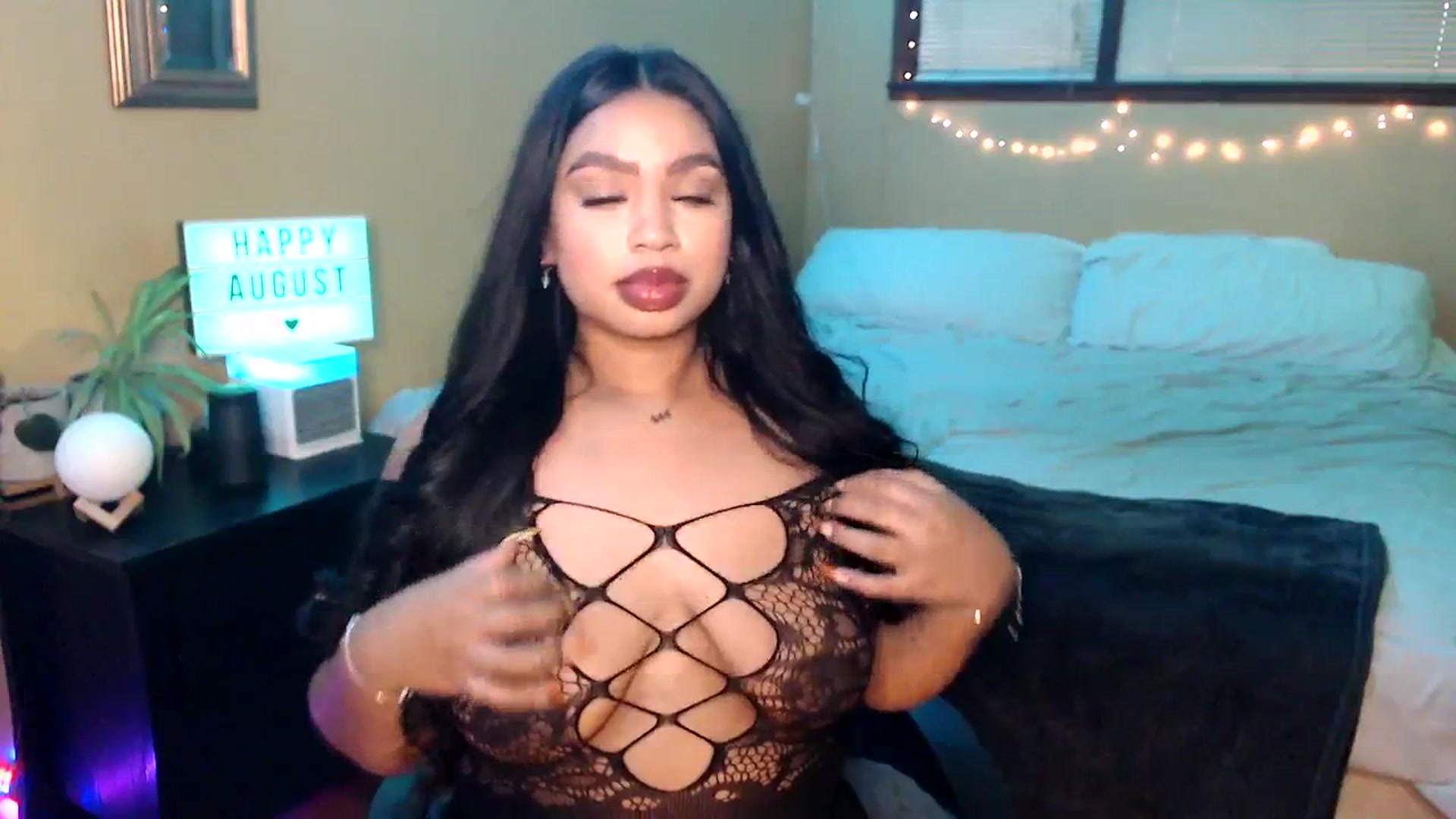 Gallery image thumbnail from StoneyReign's myfreecams stream on, 08/24/2023, 24:13 image 10 of 20