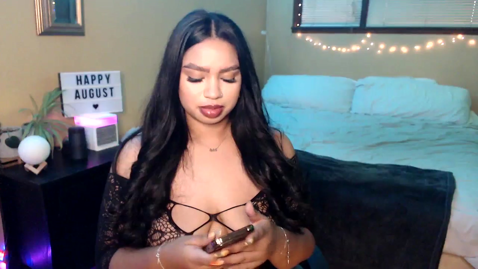 Gallery image thumbnail from StoneyReign's myfreecams stream on, 08/24/2023, 24:13 image 8 of 20