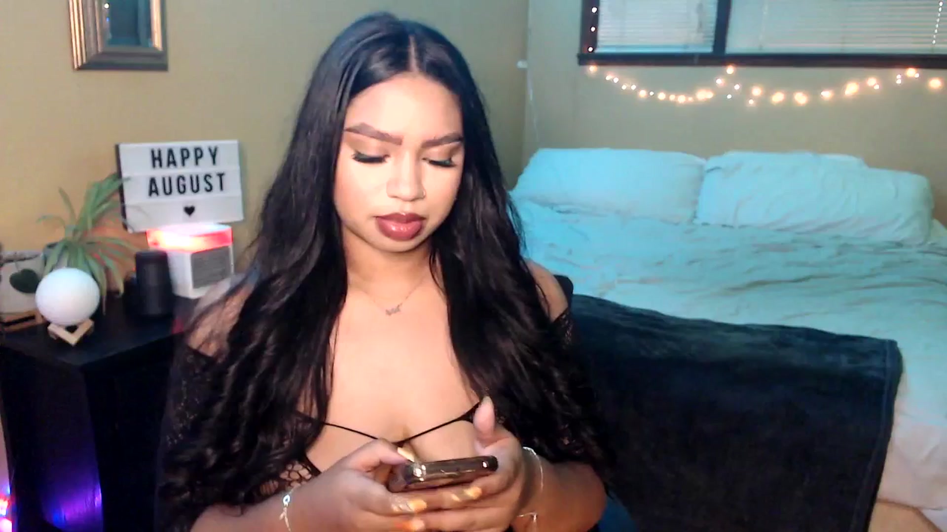 Gallery image thumbnail from StoneyReign's myfreecams stream on, 08/24/2023, 24:13 image 6 of 20