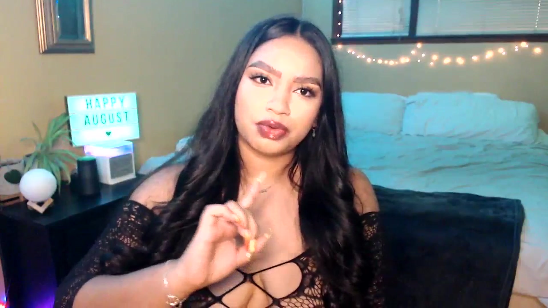 Gallery image thumbnail from StoneyReign's myfreecams stream on, 08/24/2023, 24:13 image 19 of 20