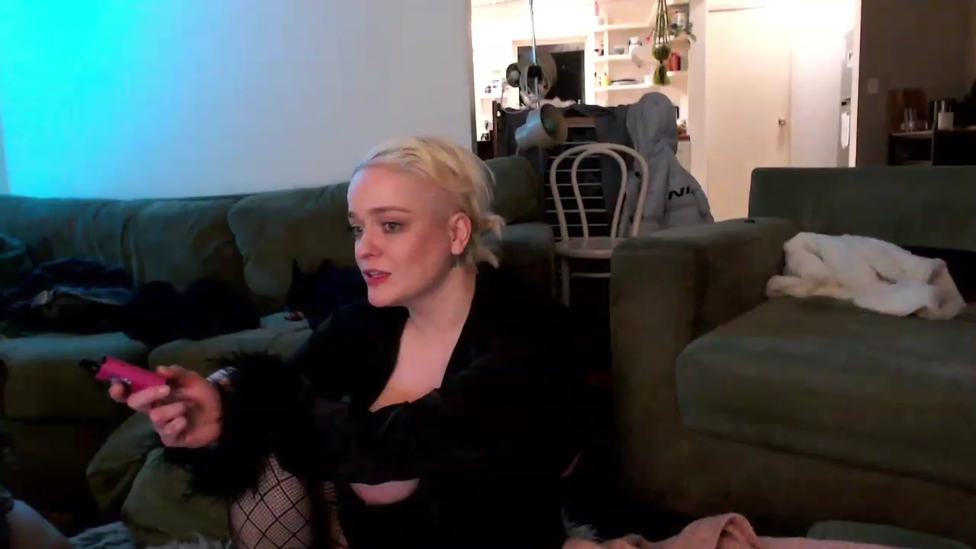 Gallery image thumbnail from StonksRoom's myfreecams stream on, 07/08/2023, 11:36 image 19 of 20
