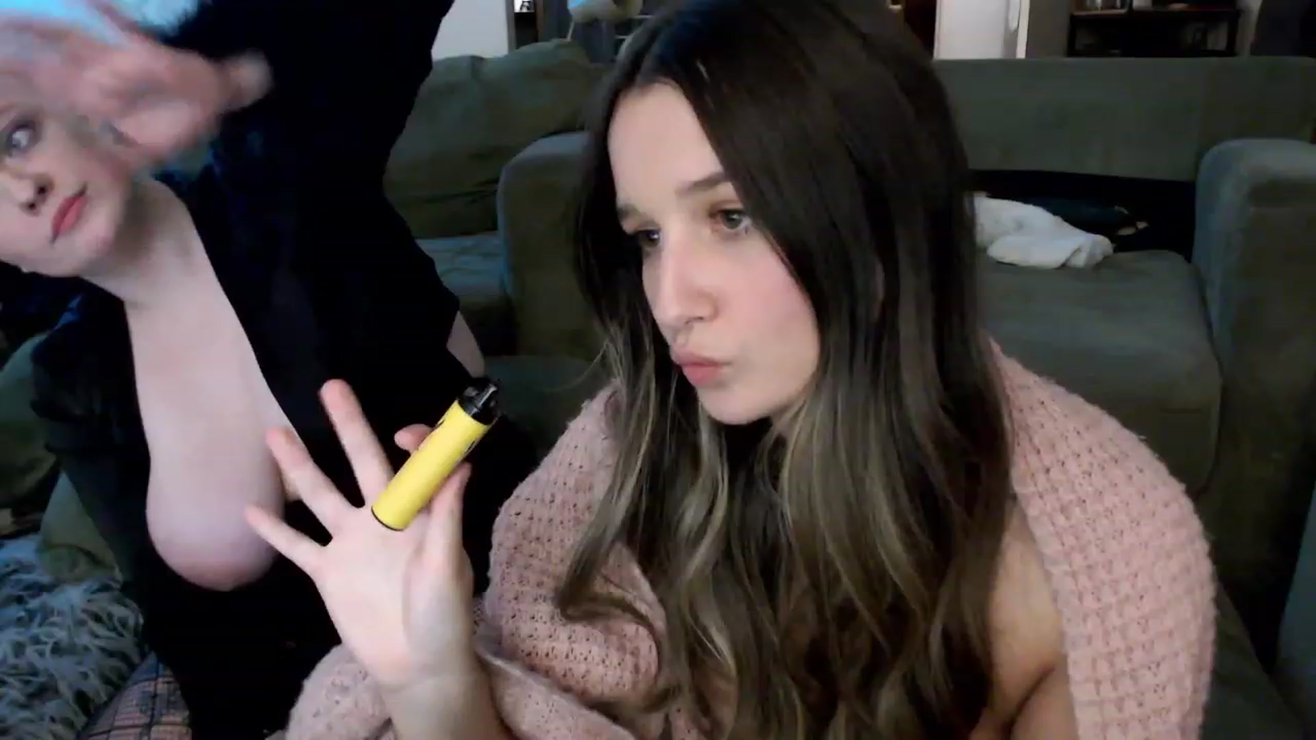 Gallery image thumbnail from StonksRoom's myfreecams stream on, 07/08/2023, 11:50 image 19 of 20