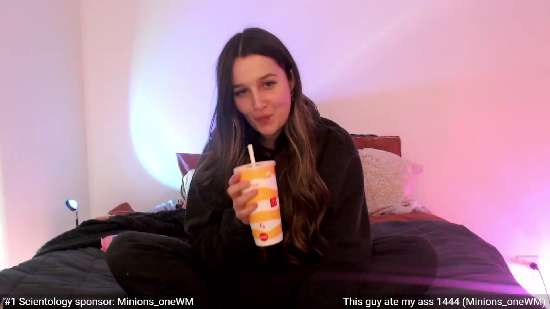 Gallery image thumbnail from StonksRoom's myfreecams stream on, 07/15/2023, 24:18 image 16 of 20