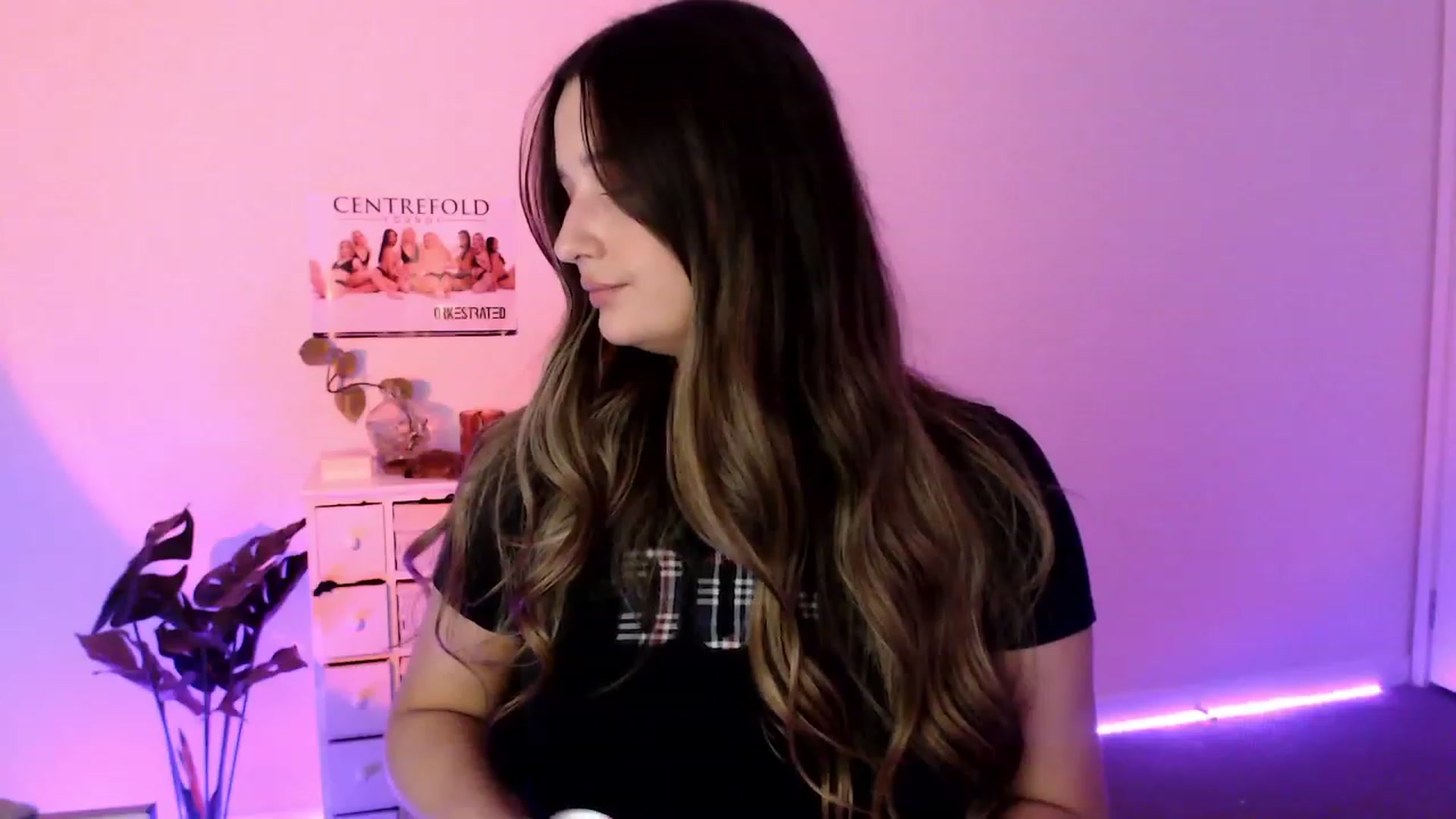Gallery image thumbnail from StonksRoom's myfreecams stream on, 07/28/2023, 08:28 image 19 of 20
