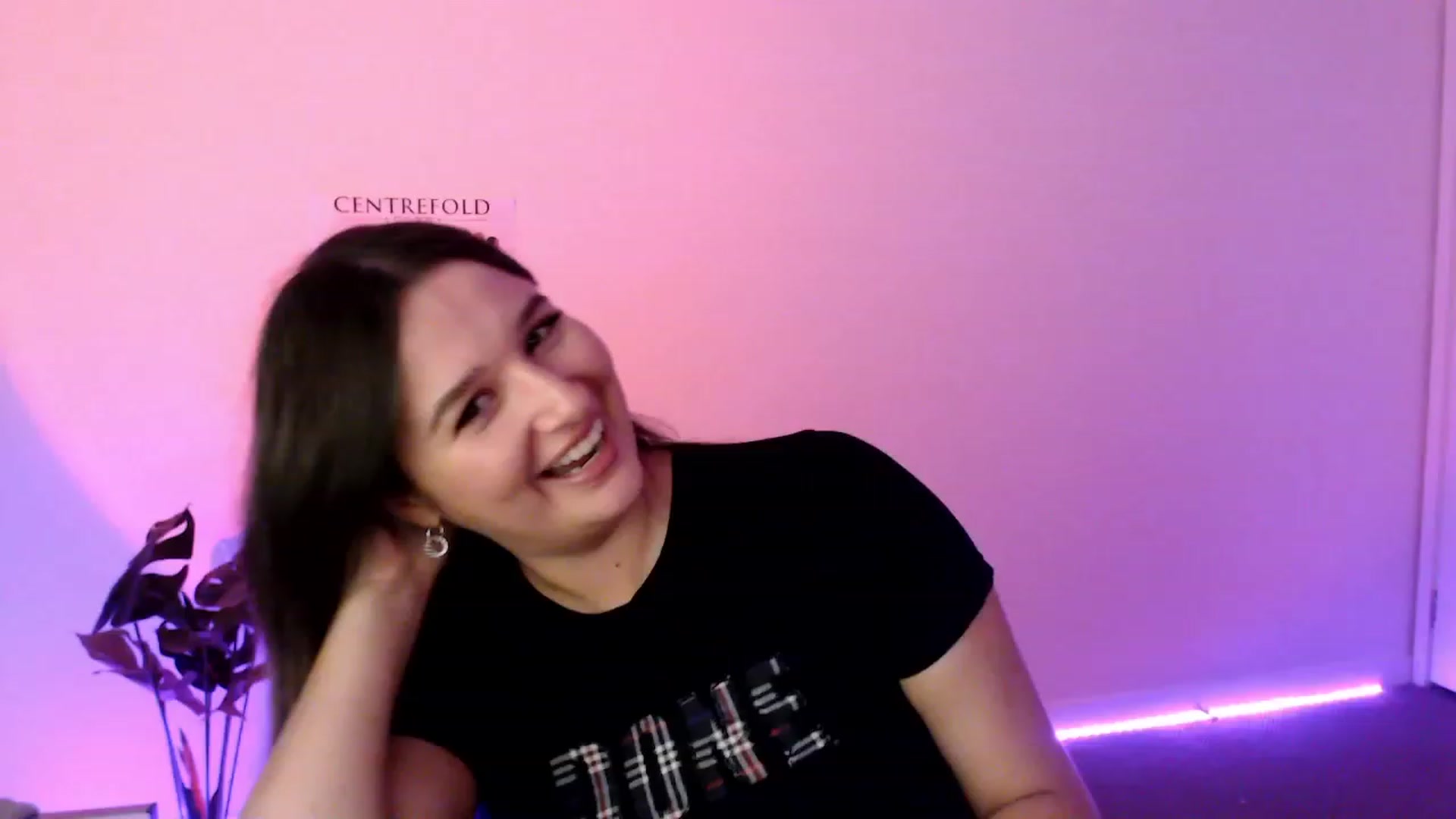 Gallery image thumbnail from StonksRoom's myfreecams stream on, 07/28/2023, 08:40 image 2 of 20