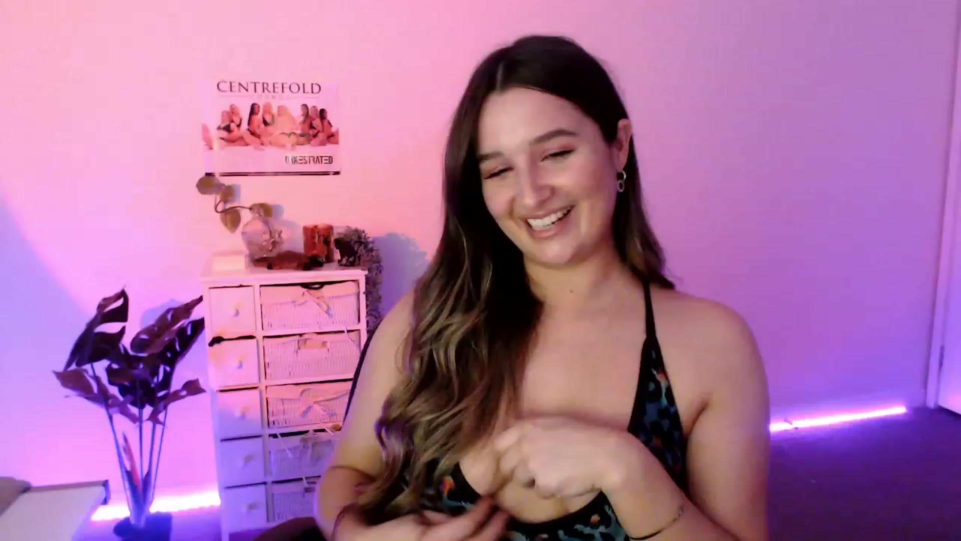 Gallery image thumbnail from StonksRoom's myfreecams stream on, 07/28/2023, 10:29 image 7 of 20