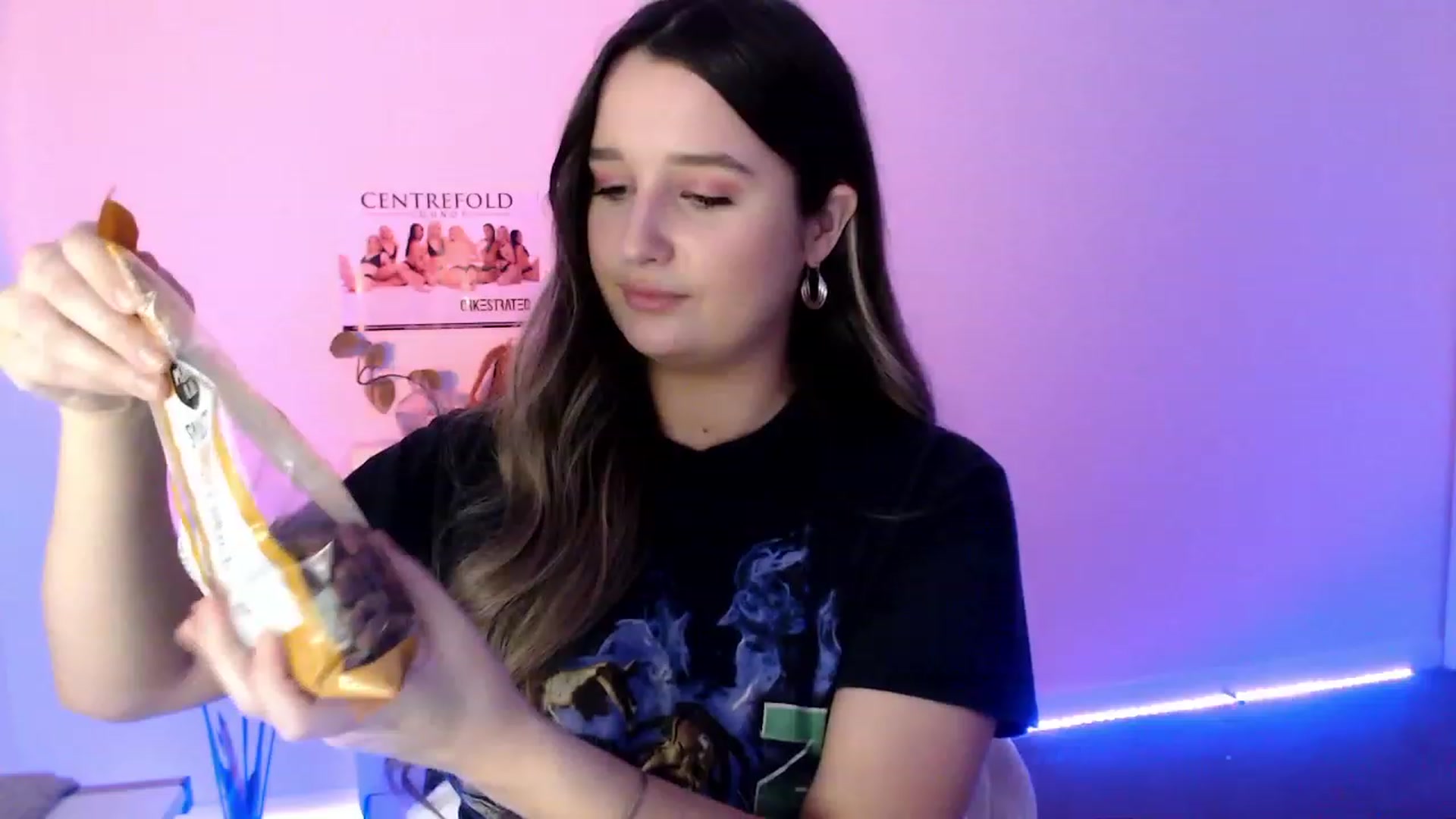 Gallery image thumbnail from StonksRoom's myfreecams stream on, 07/30/2023, 09:11 image 5 of 20
