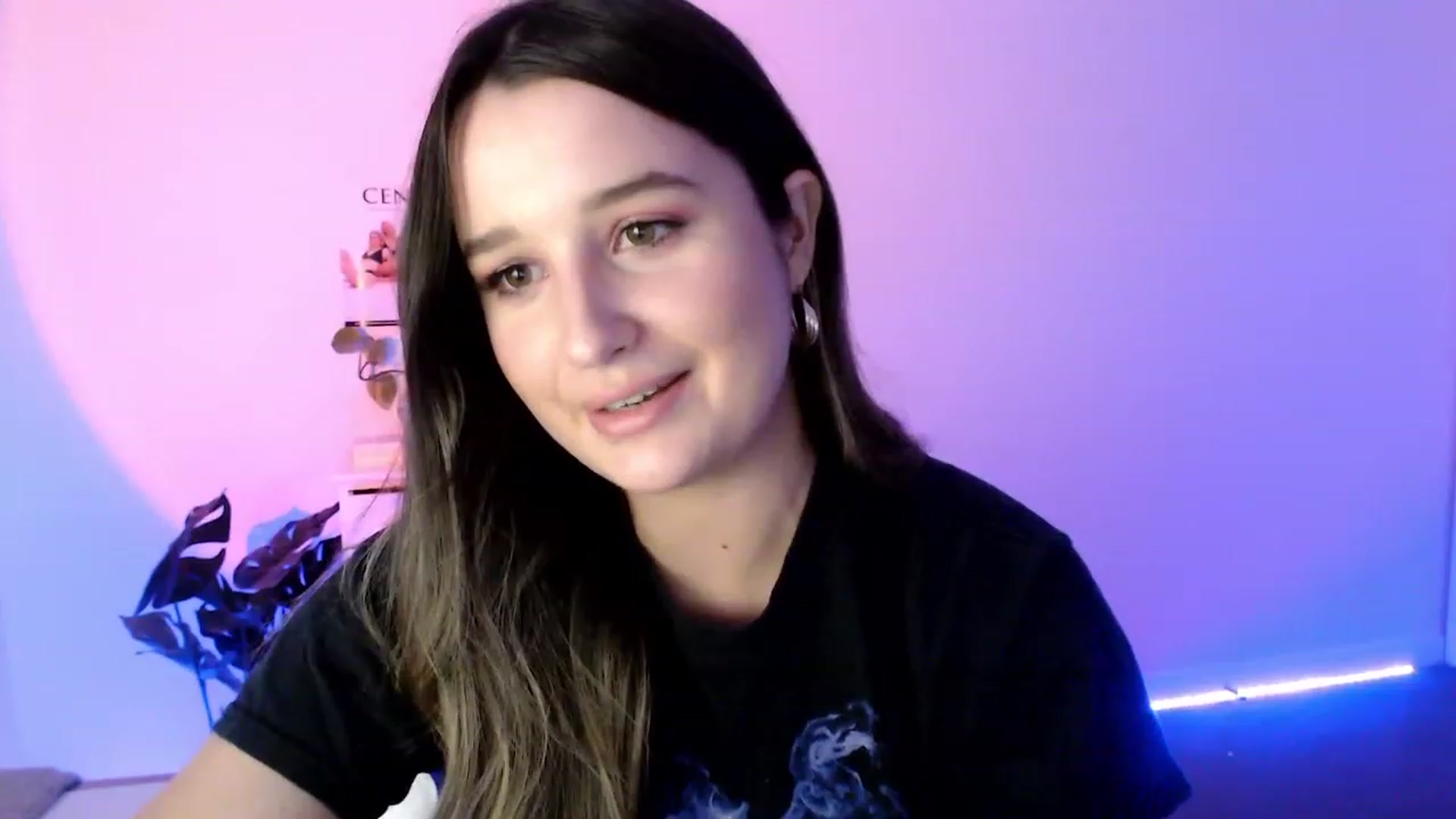 Gallery image thumbnail from StonksRoom's myfreecams stream on, 07/30/2023, 09:11 image 13 of 20