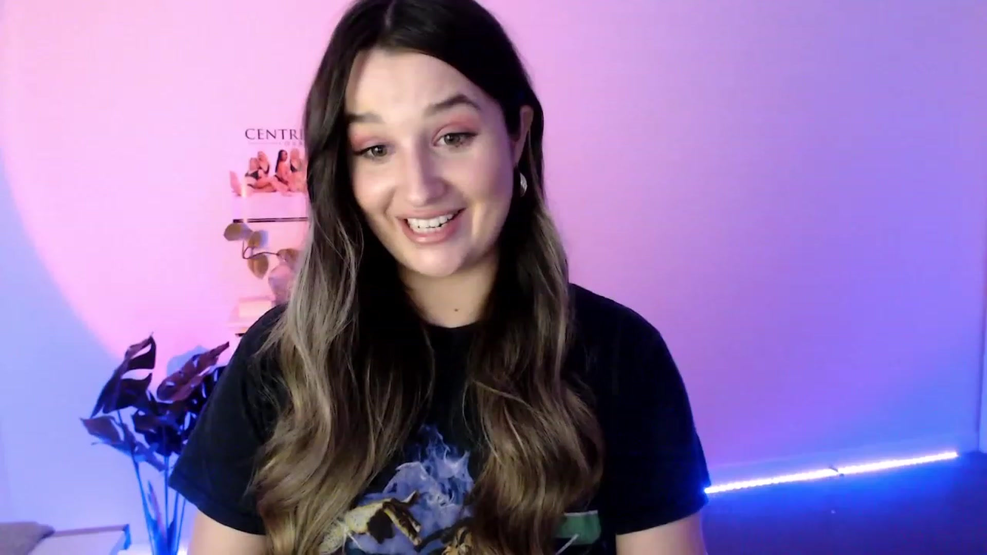 Gallery image thumbnail from StonksRoom's myfreecams stream on, 07/30/2023, 09:11 image 6 of 20