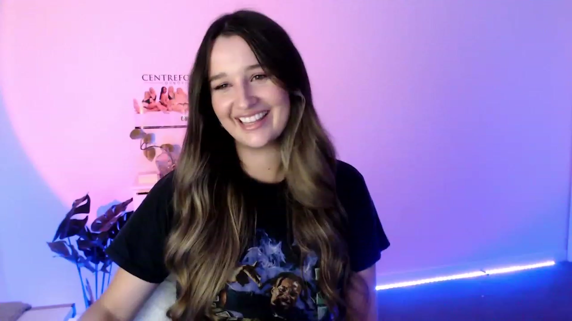 Gallery image thumbnail from StonksRoom's myfreecams stream on, 07/30/2023, 09:11 image 10 of 20