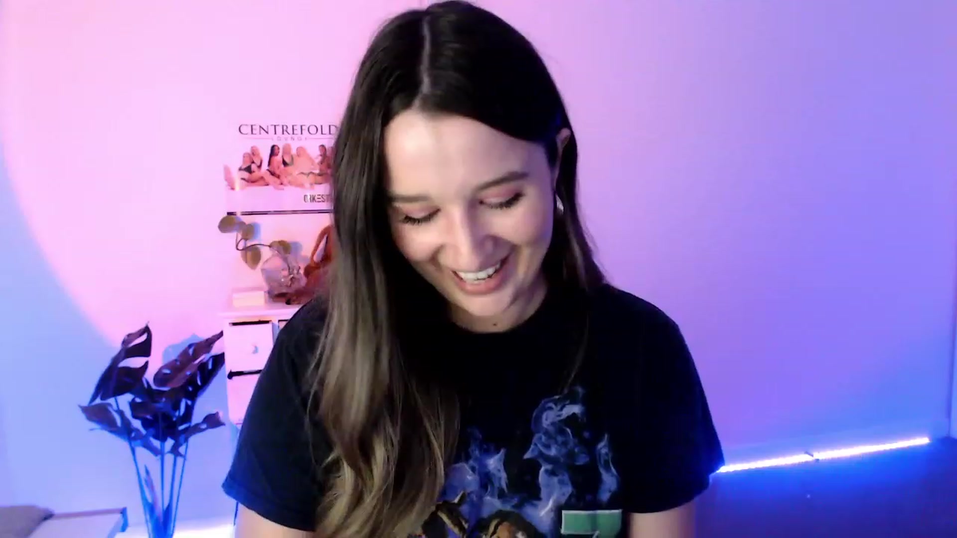 Gallery image thumbnail from StonksRoom's myfreecams stream on, 07/30/2023, 09:11 image 16 of 20