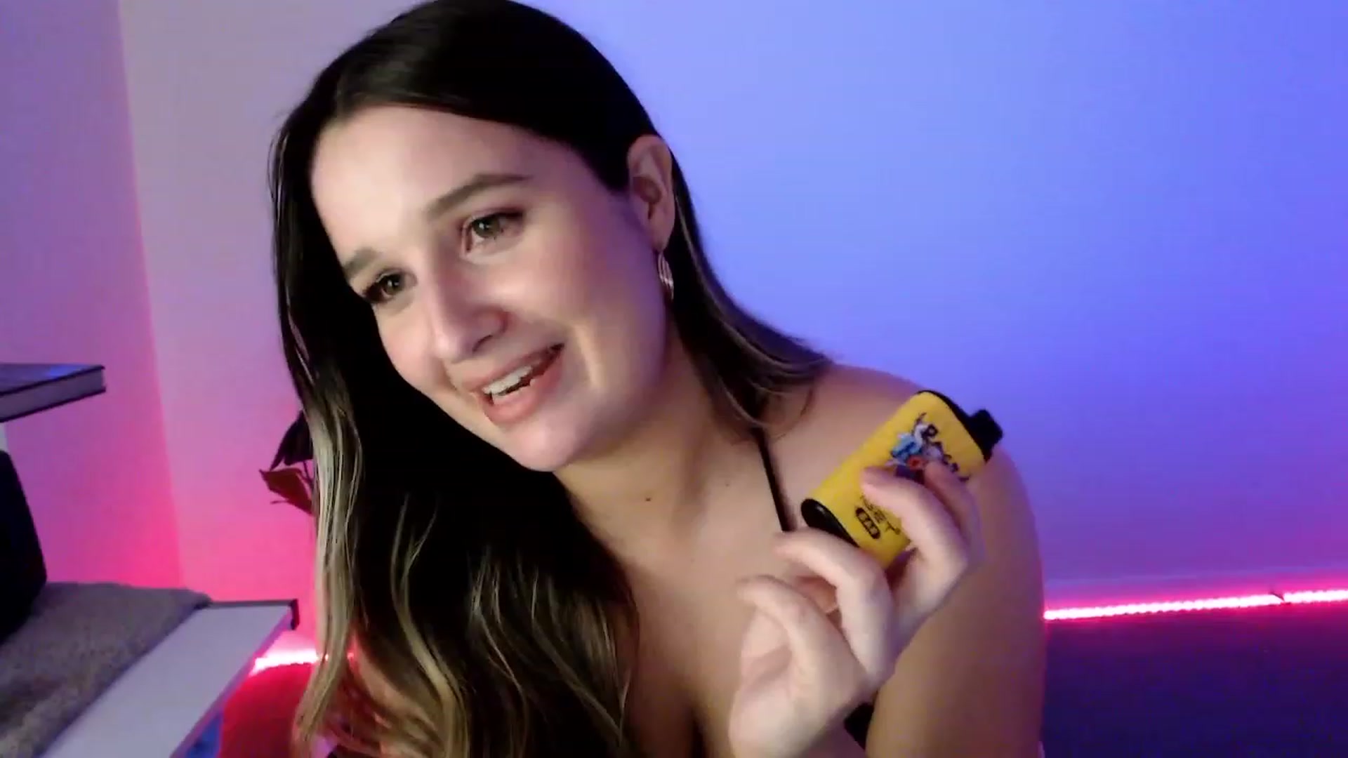 Gallery image thumbnail from StonksRoom's myfreecams stream on, 07/30/2023, 15:15 image 13 of 20