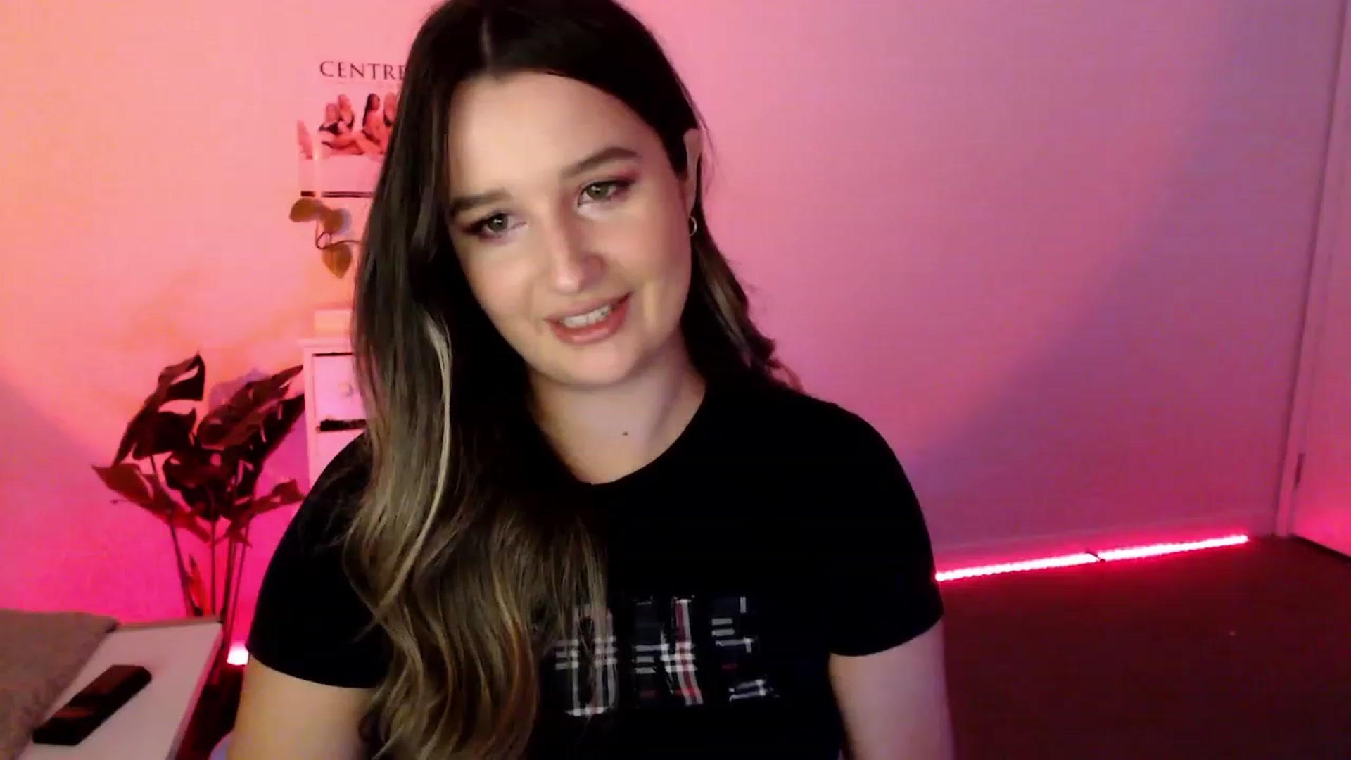 Gallery image thumbnail from StonksRoom's myfreecams stream on, 08/05/2023, 09:14 image 15 of 20